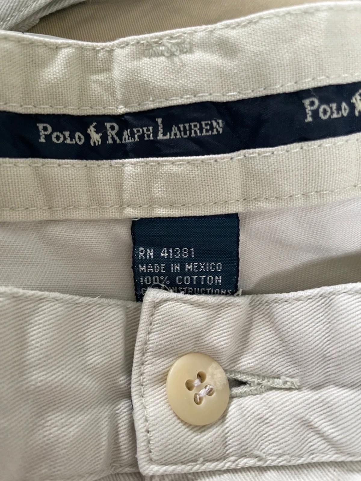 Men’s Ralph Lauren Tyler Fit Chino Shorts in Beige - W38/L9 - 3172