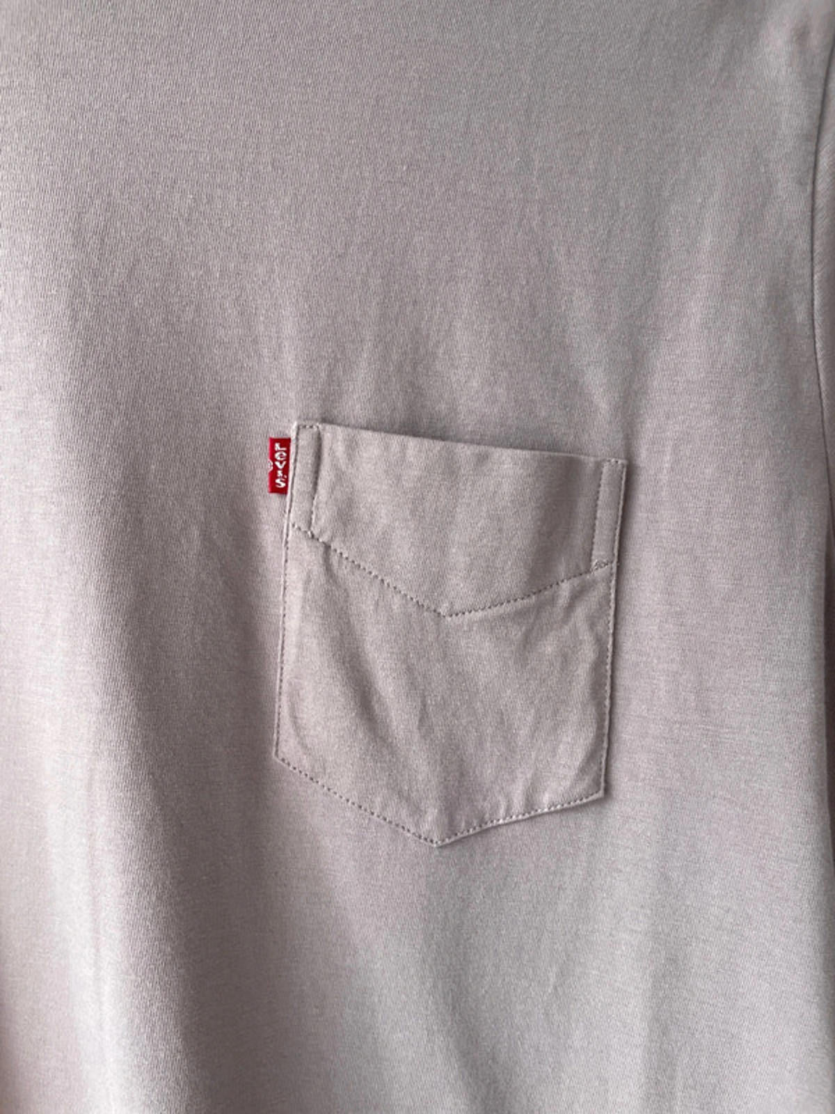 Men’s Levi’s Crew Neck T-shirt - Medium - 1570