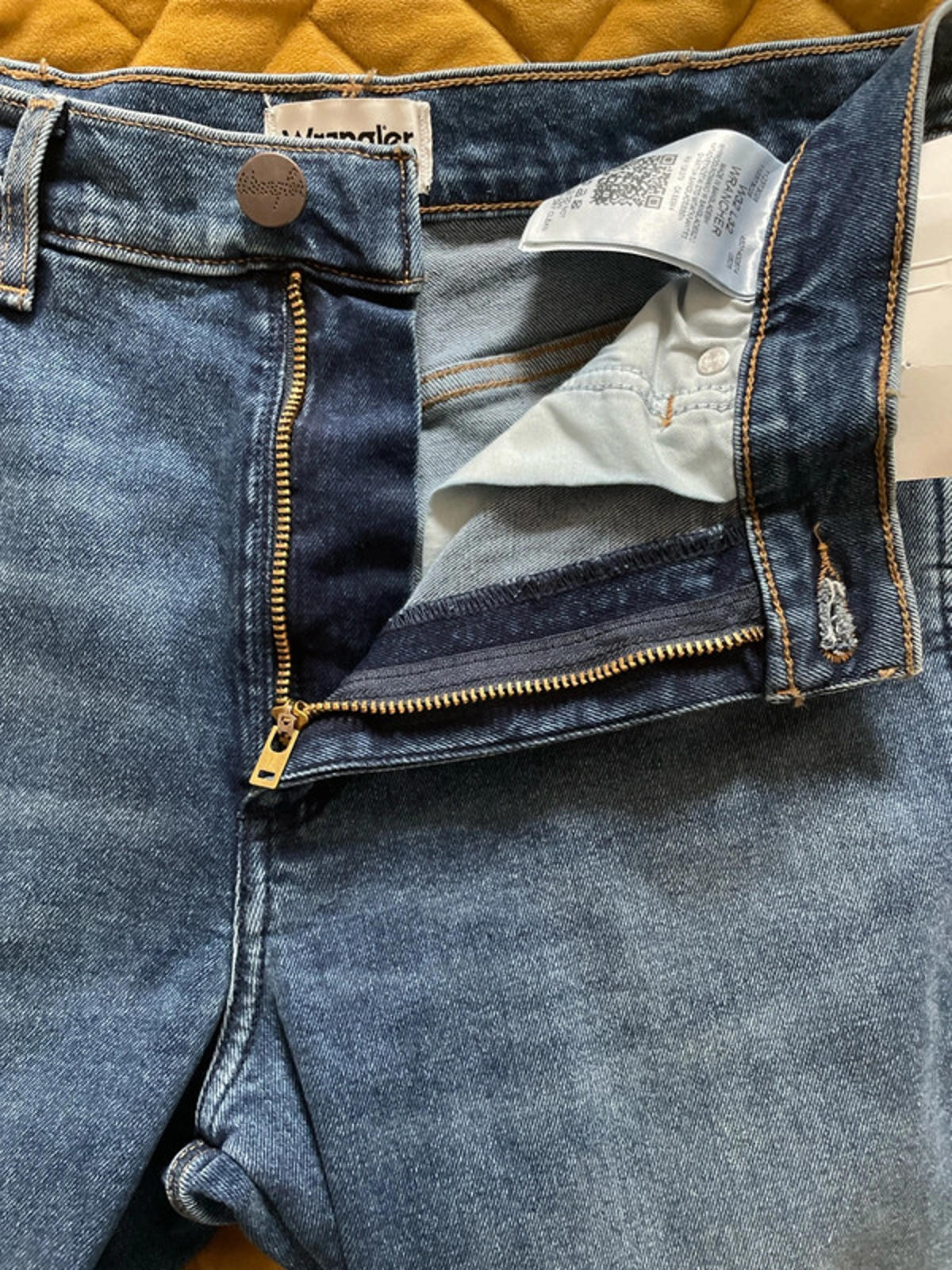 Mens Wrangler Wrancher Slim Bootcut Fit Jeans In Navy - W32/L32 - 2382