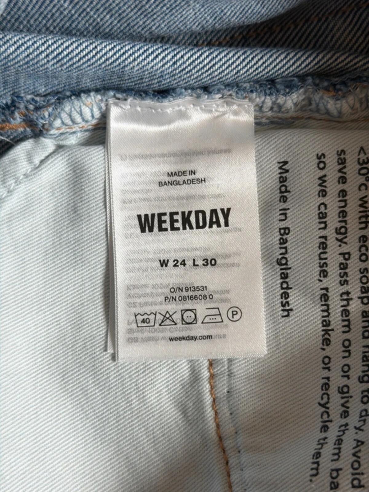 Women’s Weekday Rowe Extra High Waist Straight Fit Jeans - W24/L30 - 3378