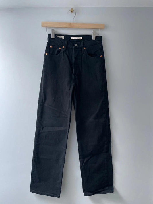 Women’s Levi’s High Waisted Ribcage Straight Fit Jeans In Black - W24/L27 - 2806
