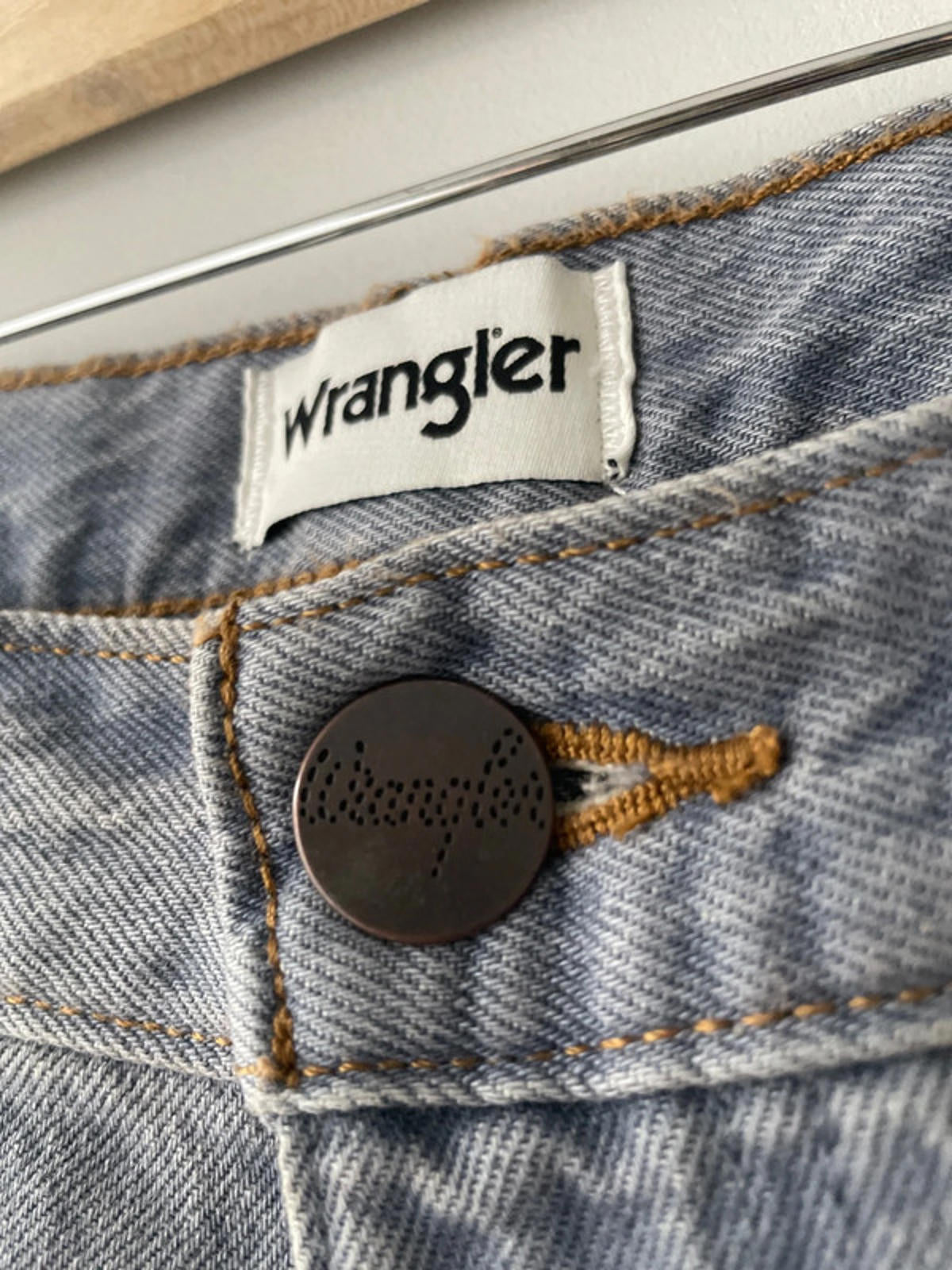 Mens Wrangler Frontier 880 Relaxed Straight Fit Jeans In Blue - W32/L32 - 2383