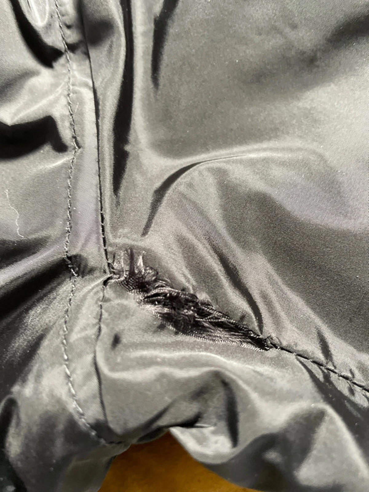 Men’s Massimo Dutti zip through lightweight wadded jacket coat - XLarge