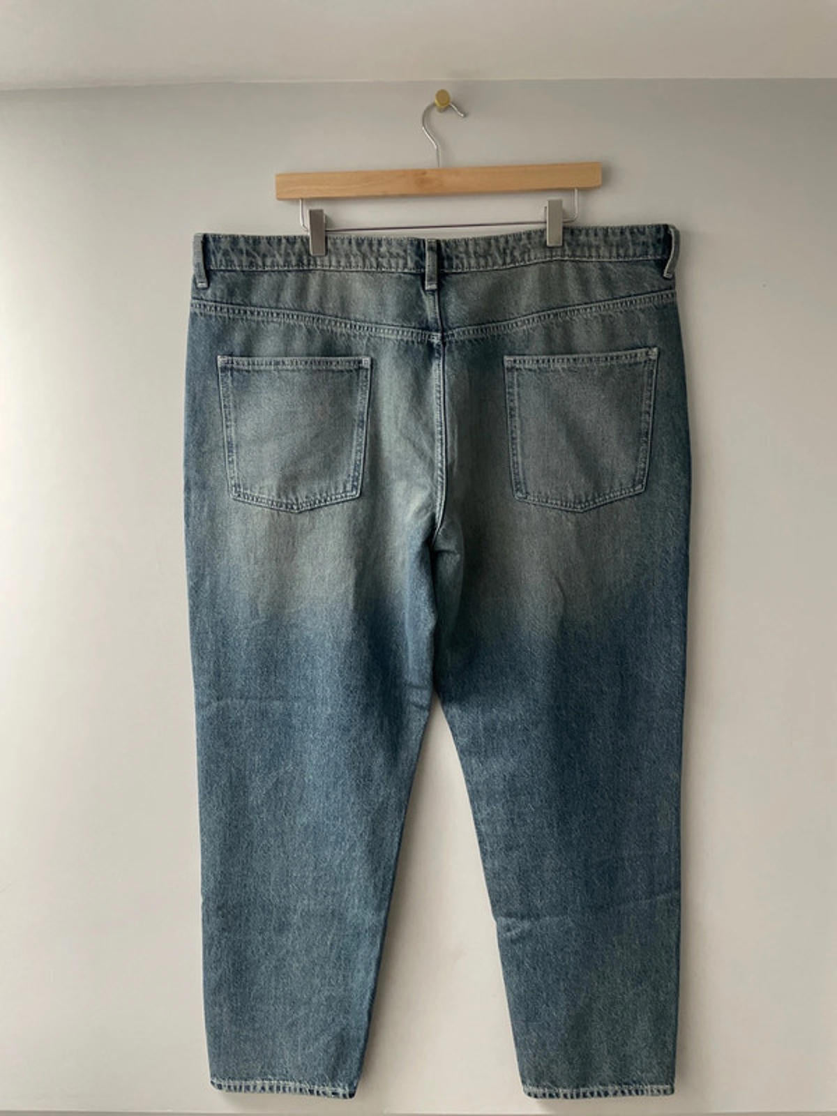 Men’s Asos straight leg jeans with wash effect - W42 / L32