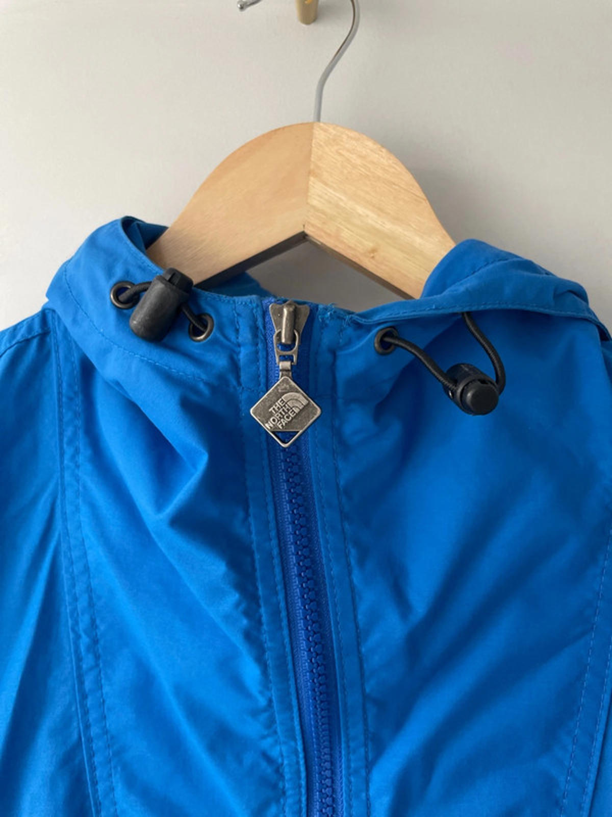 Men’s The North Face Oversized Boxy Fit Compact Hooded Jacket - Small - 1975