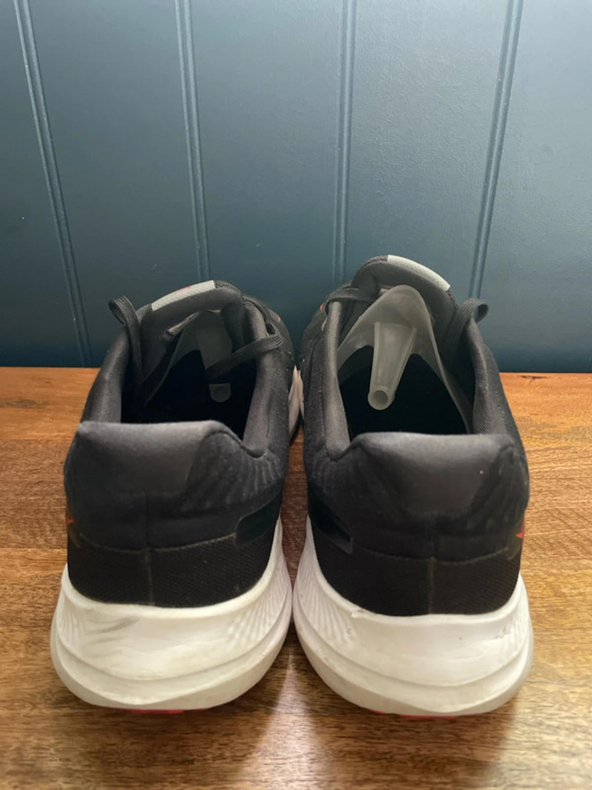 Men’s Nike Quest 5 Running Trainers UK 10.5 - 1639
