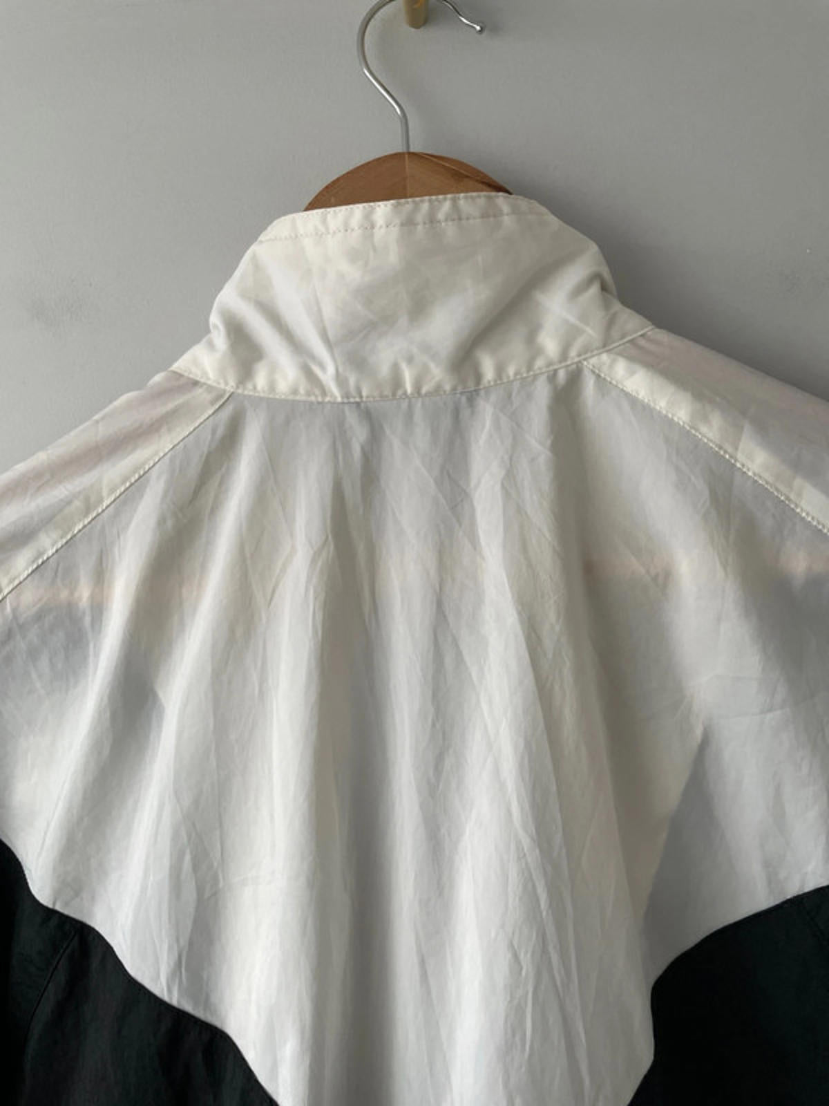 Men’s Nike Vintage Oversized Fit White Label Windbreaker Jacket In White/Black - Medium- 2393
