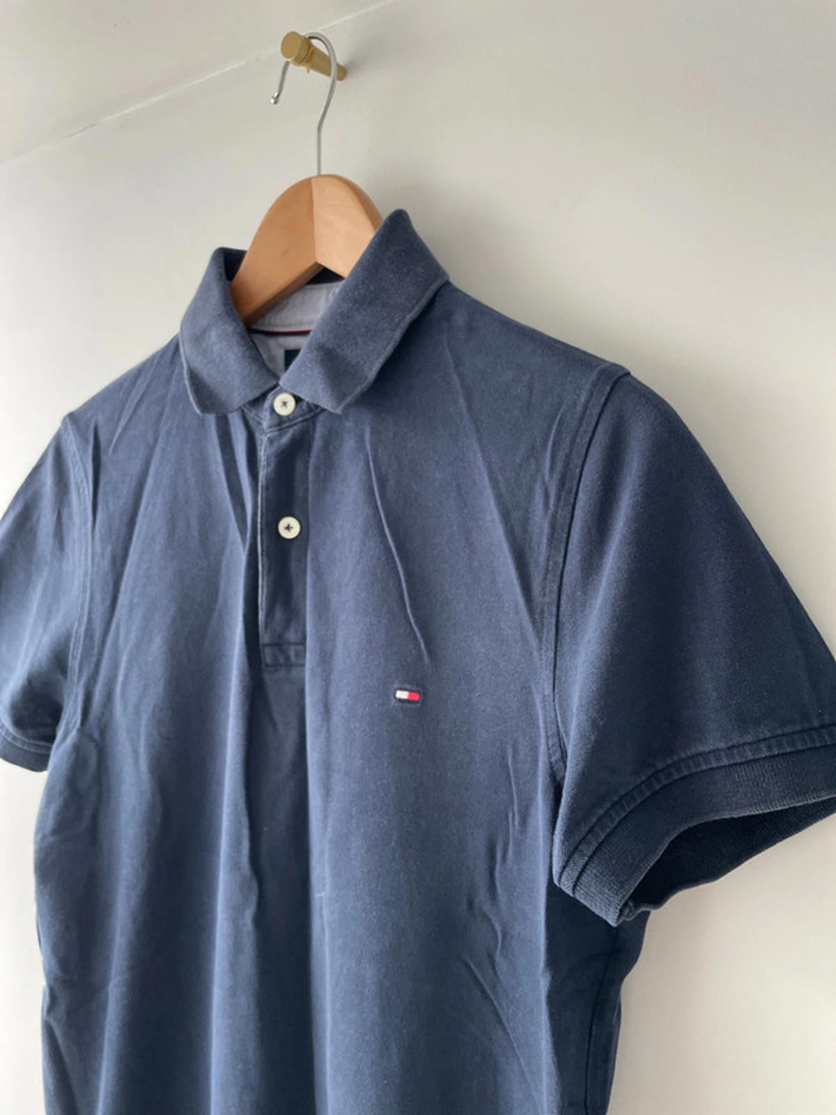 Men’s Tommy Hilfiger Slim Fit Navy Polo Top - Small - 1595