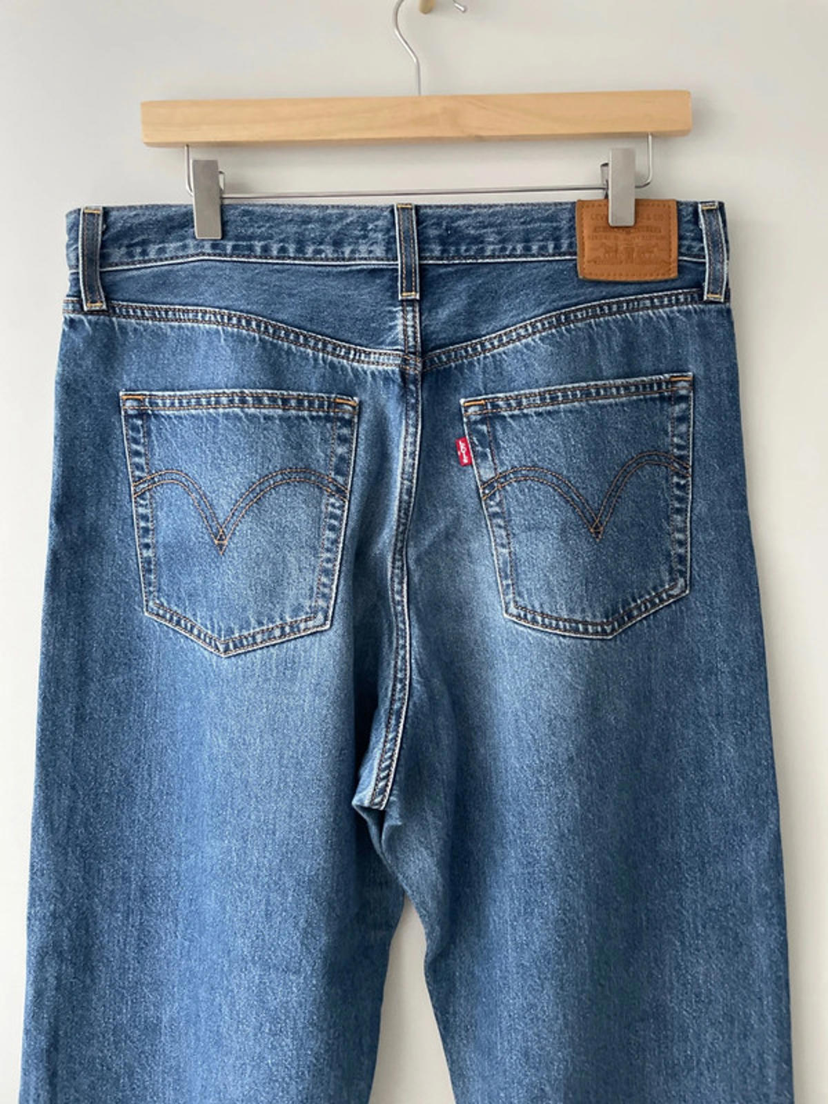 Women’s Levi’s High Waisted Ribcage Straight Fit Jeans In Navy - W32/L29 - 2370