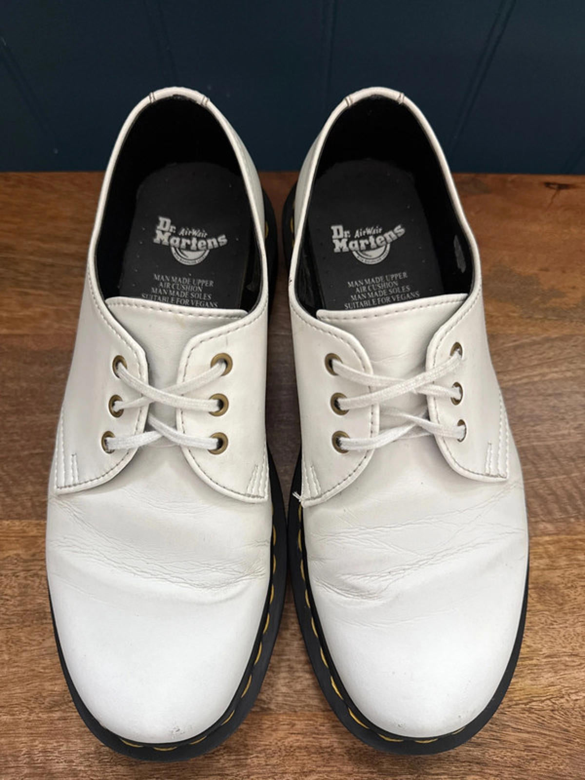 Women’s Dr Martens premium leather shoes with chunky sole - Uk5 - 1102