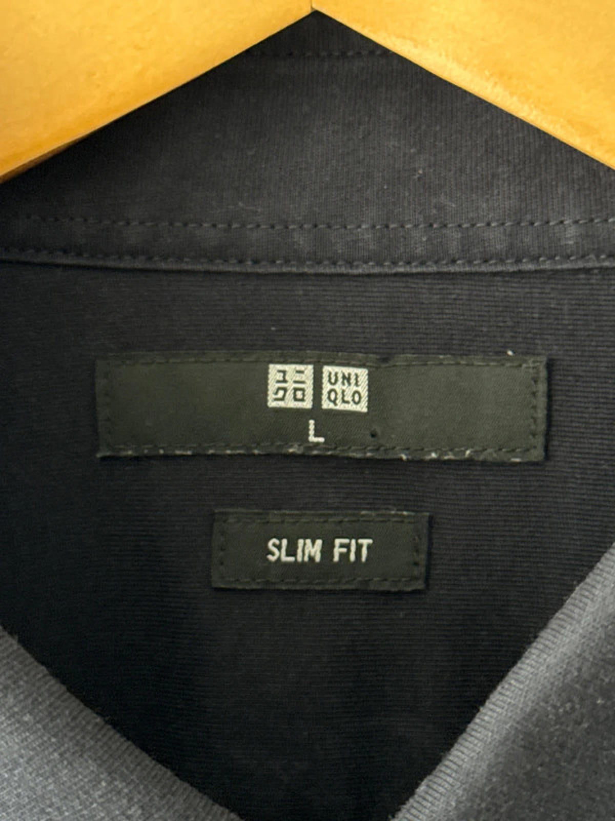 Men’s Uniqlo premium Jersey knit slim fit shirt - Large - 0327