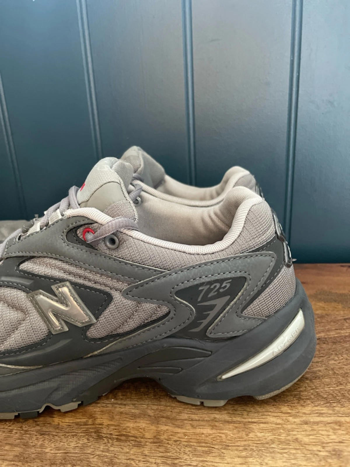 Men New Balance 725 Trainers With Chunky Sole - UK 8 - 1789
