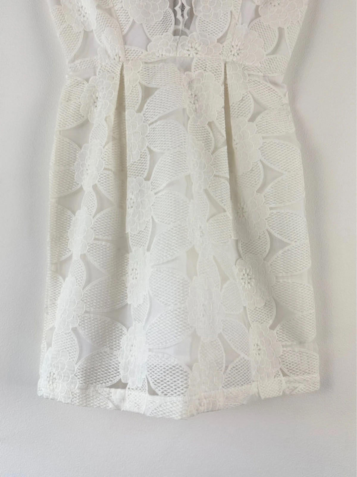Women’s Alice McCall Premium Lace Mini Dress - UK6 - 1433