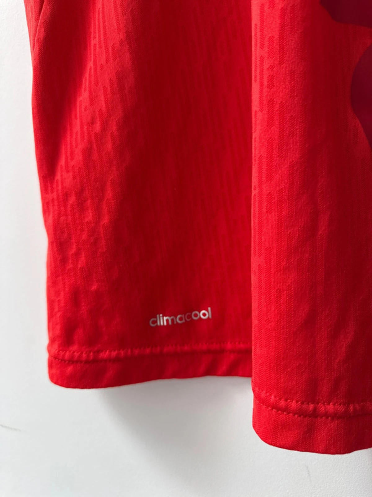 Men’s Adidas Climacool sports top - Large - 1683