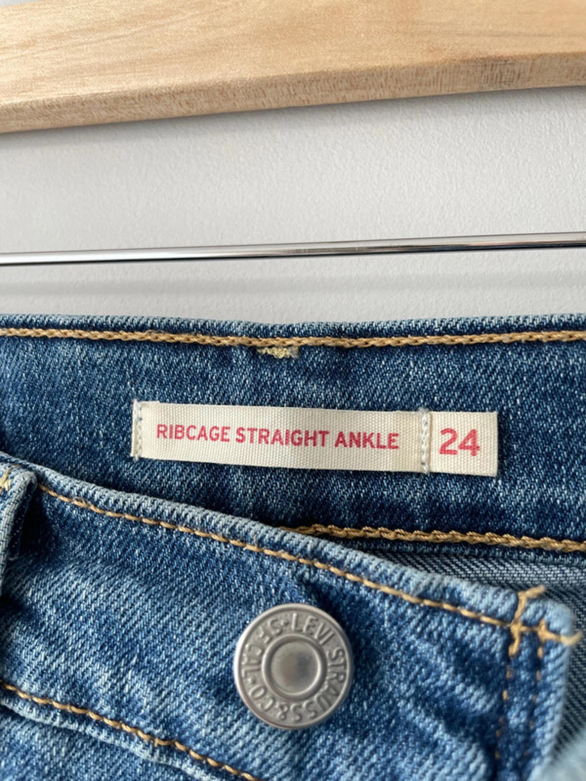 Women’s Levi’s Ribcage Straight High Waisted Fit Jeans - W24/L27 -1850