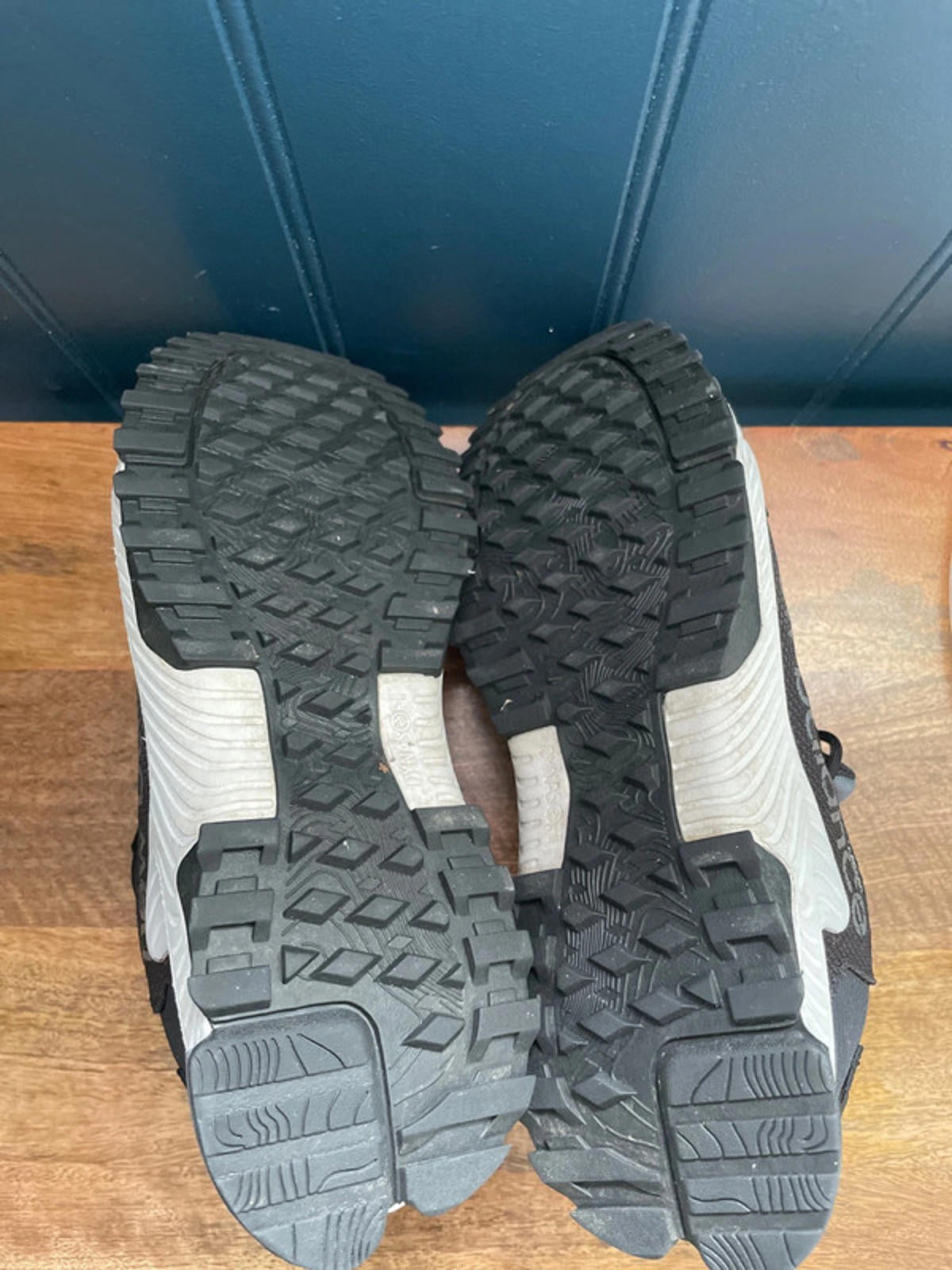 New Balance Shando Chunky Sole Trainers In Black/White - UK 8 - 1629