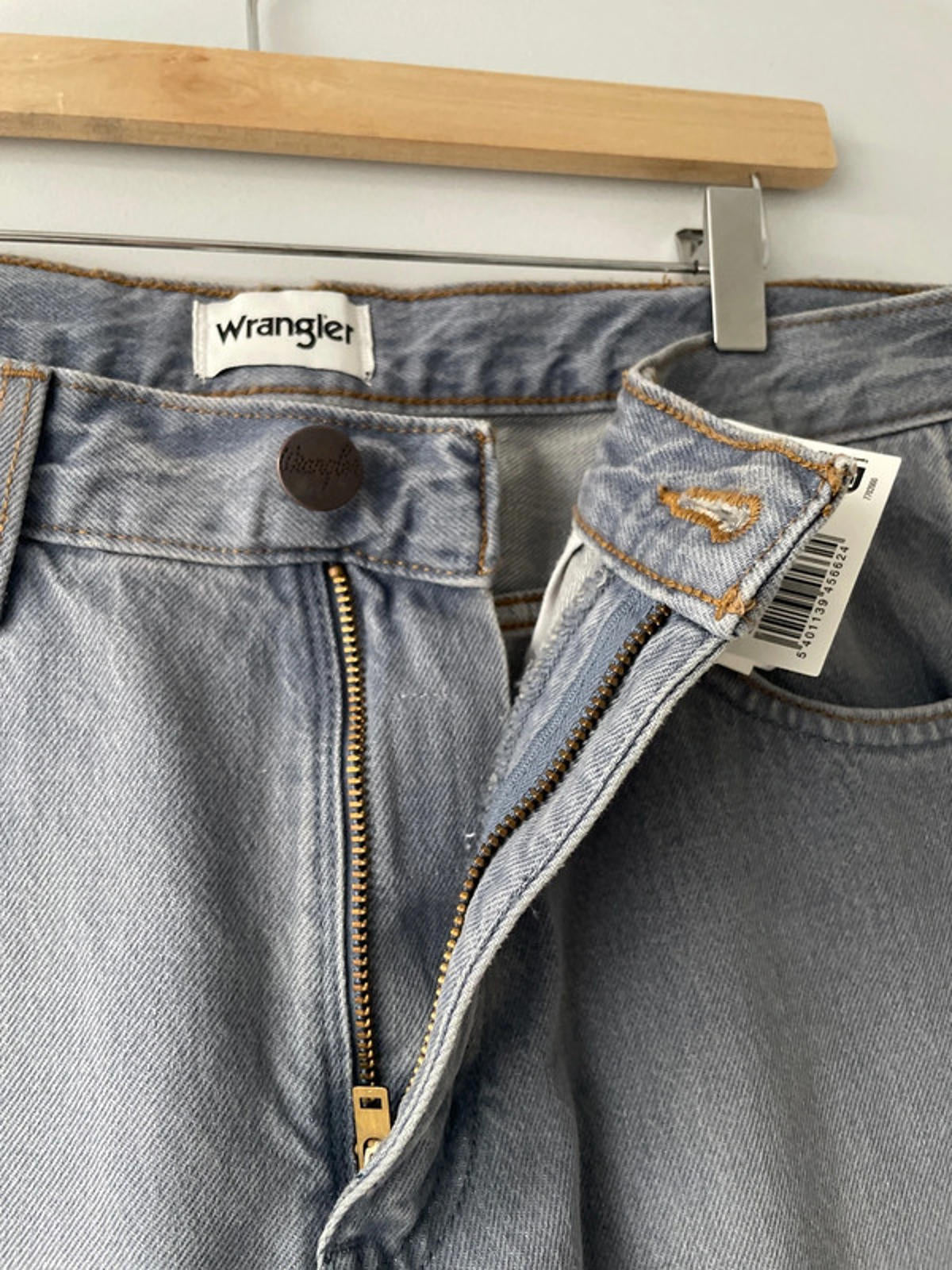 Mens Wrangler Frontier 880 Relaxed Straight Fit Jeans In Blue - W32/L32 - 2383