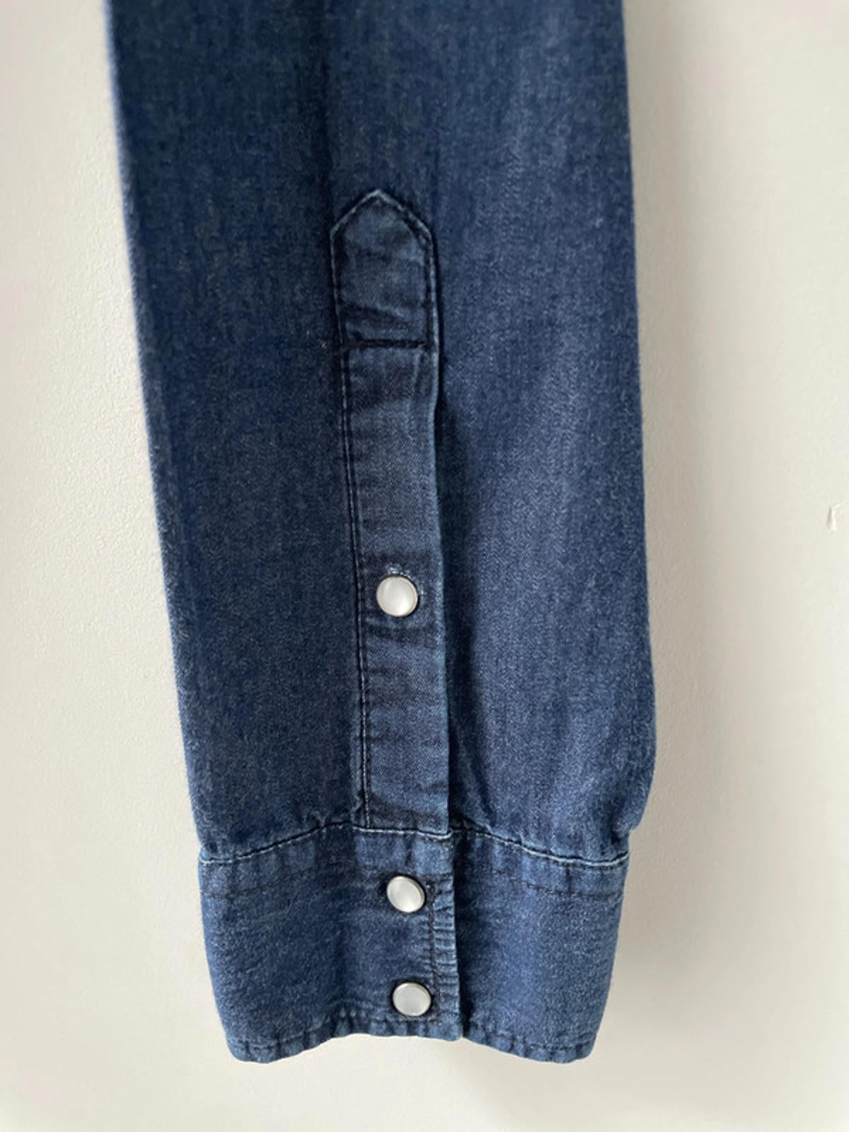 Men’s Religion Slim Fit long sleeve denim shirt with chest pocket - Large - 0041