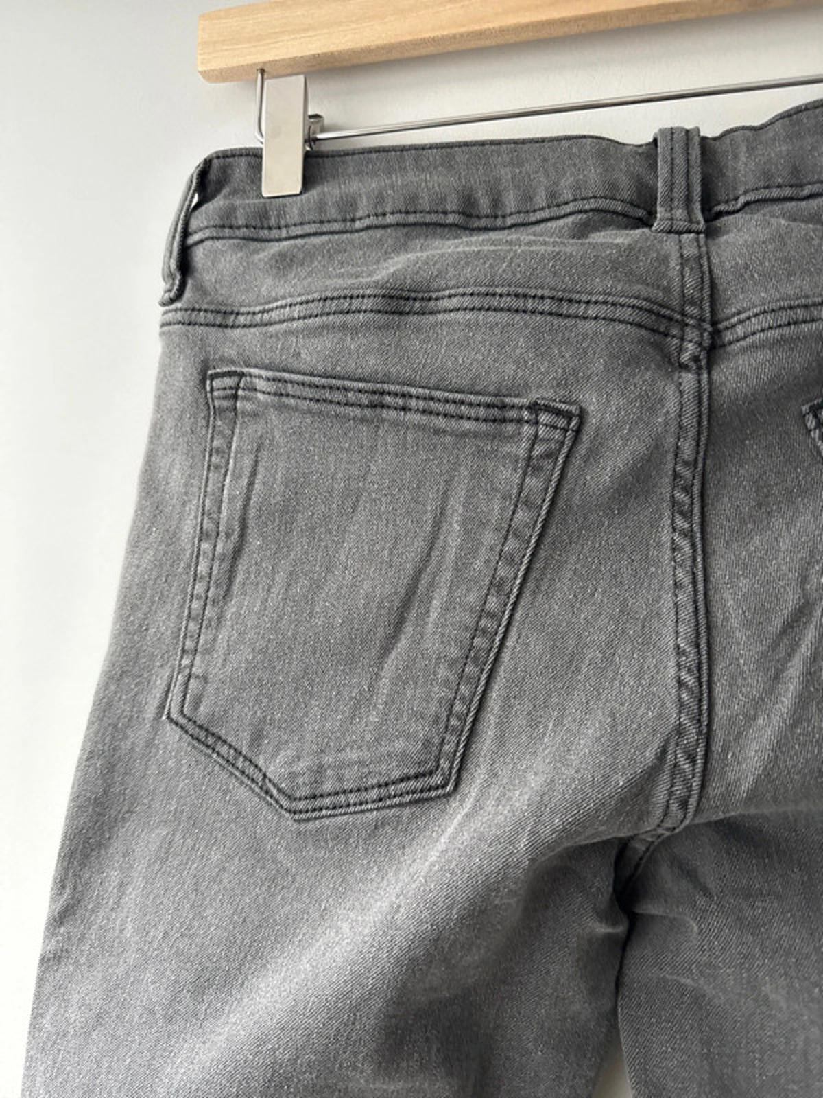 Women’s cheap Monday low waist slim leg super stretch jeans - W32 / L32 - 0745