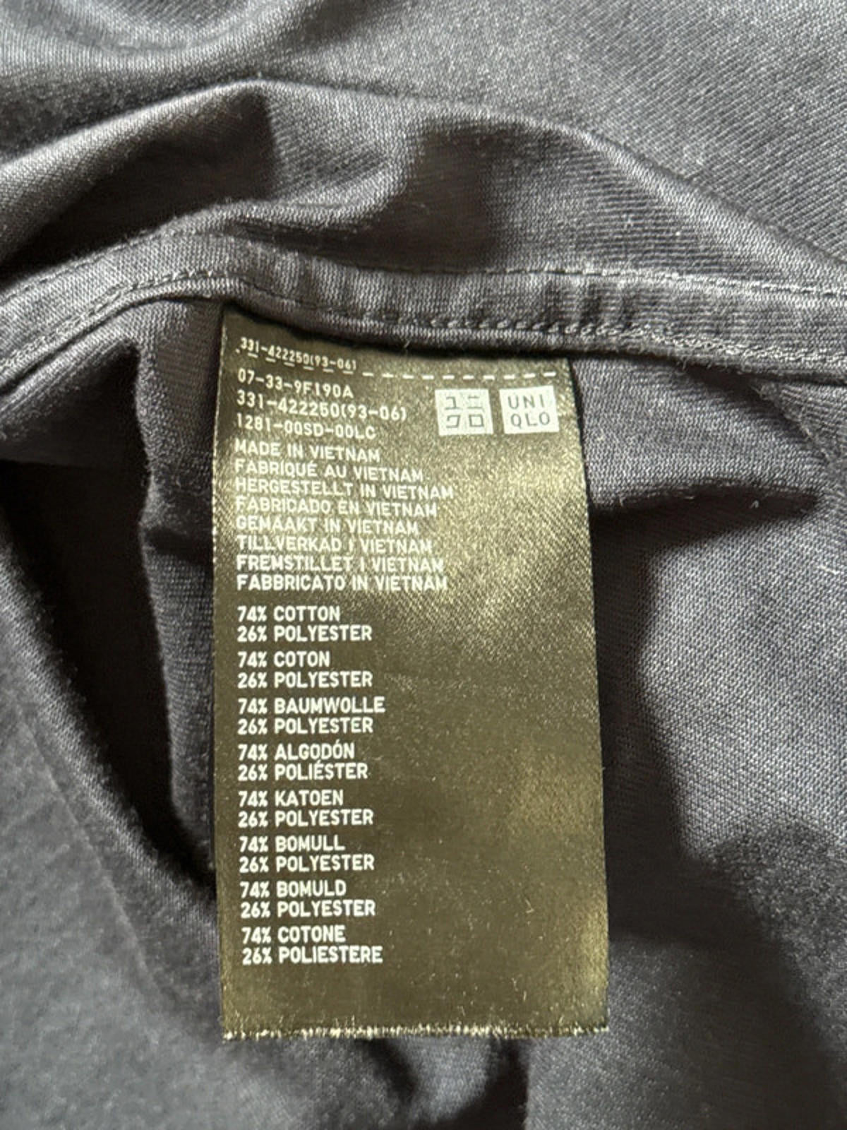 Men’s Uniqlo premium Jersey knit slim fit shirt - Large - 0327