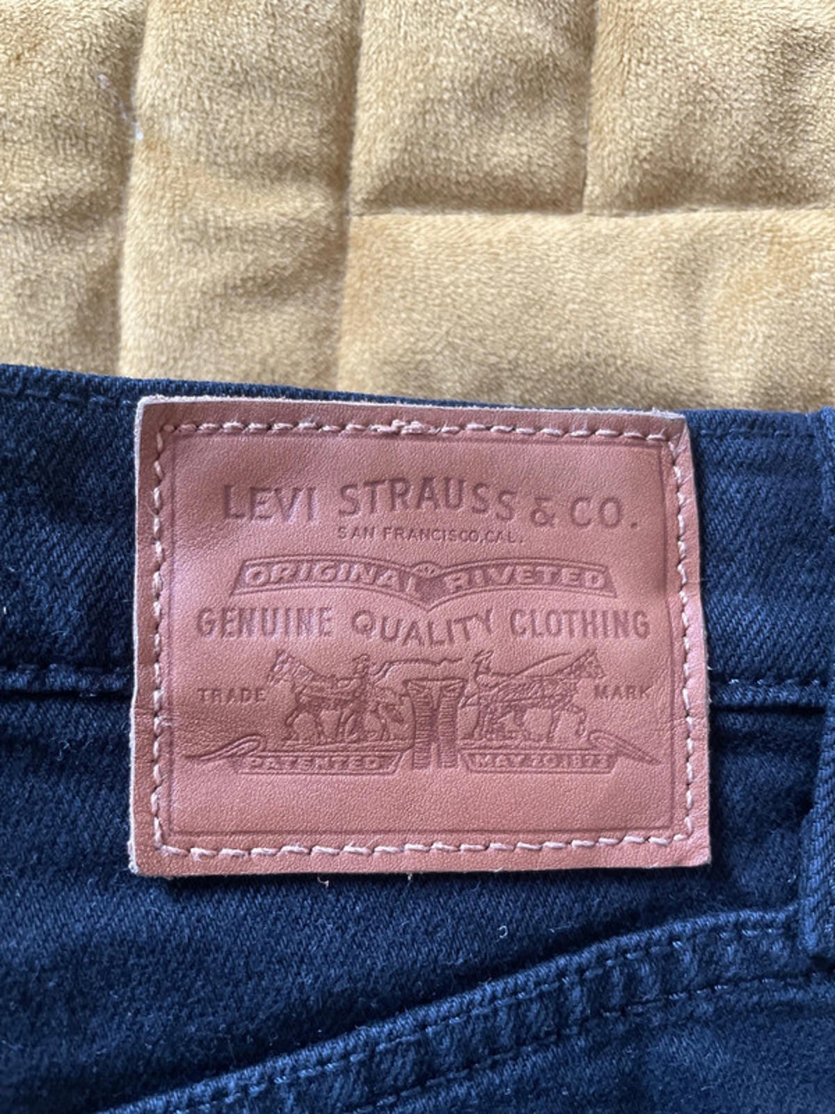 Women’s Levi’s Ribcage Straight High Waisted Fit Jeans In Black - W23/L27 -1842