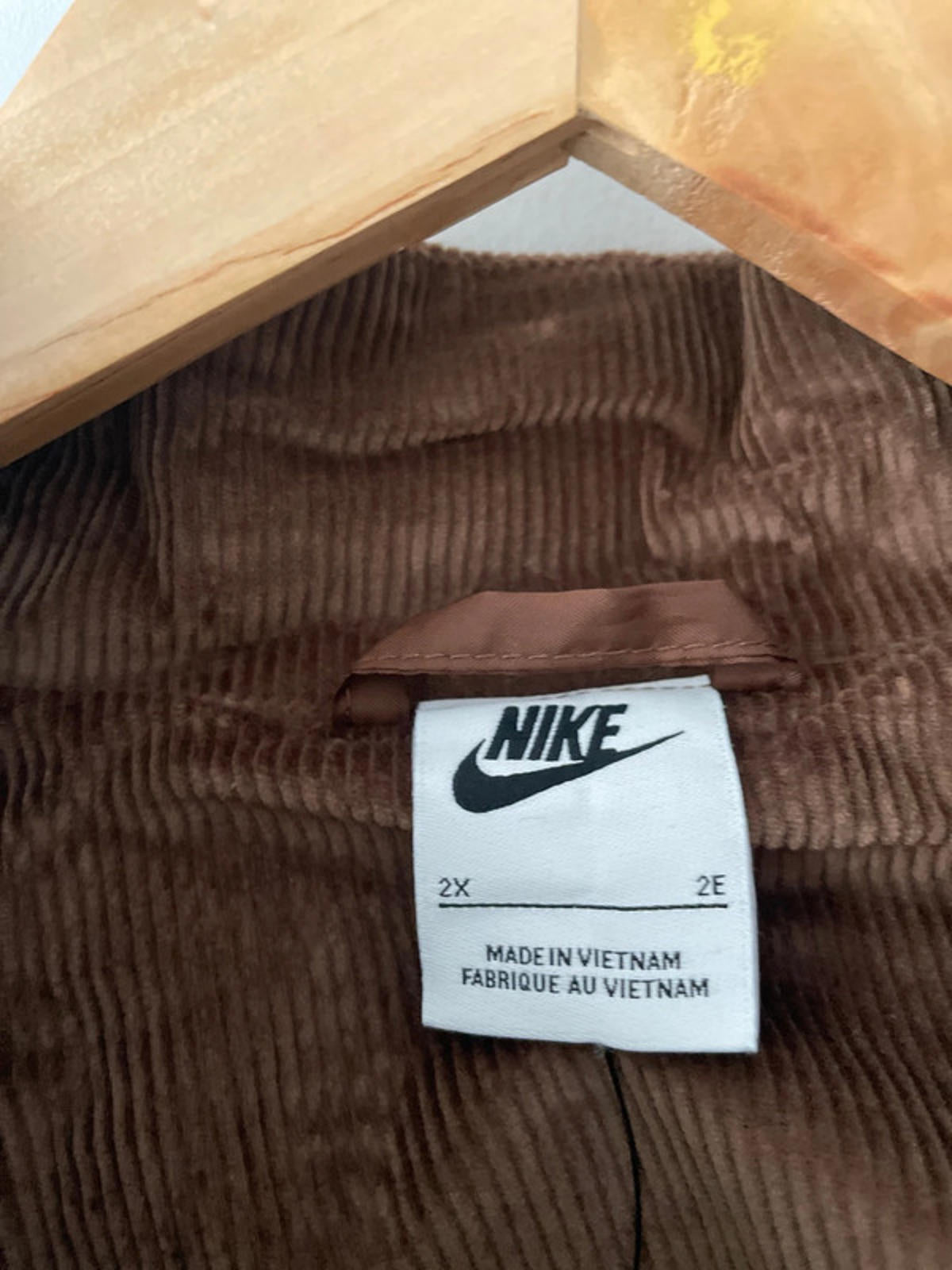 Women’s Nike Oversized Fit Corduroy Full Zip Jacket Top In Brown - UK 14 - 2306