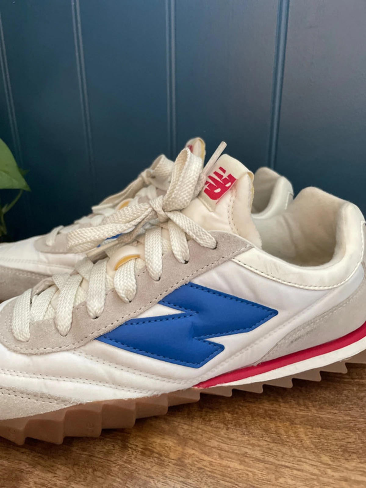 Men’s New Balance RC30 Trainers With Gum Sole - UK 9.5 - 1791