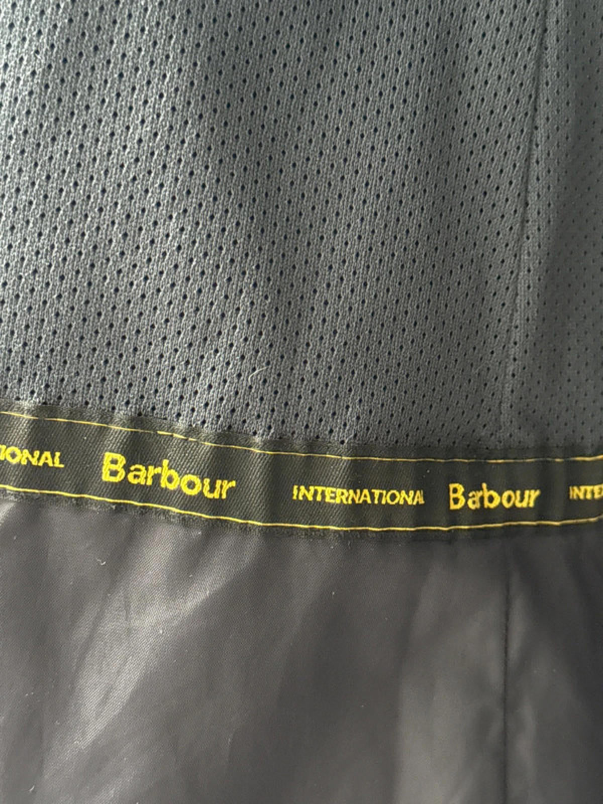 Women’s Barbour lightweight packable hood coat - Uk10