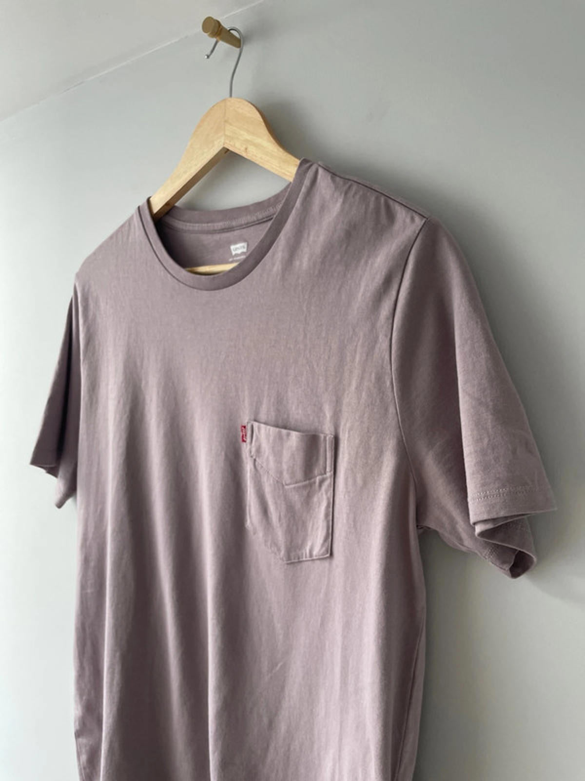 Men’s Levi’s Crew Neck T-shirt - Medium - 1570