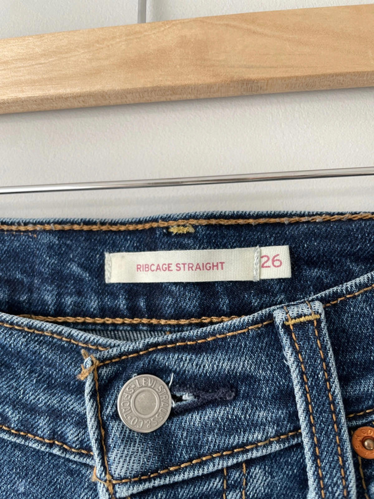 Women’s Levi’s Ribcage Straight High Waisted Fit Jeans - W26/L27 -1855