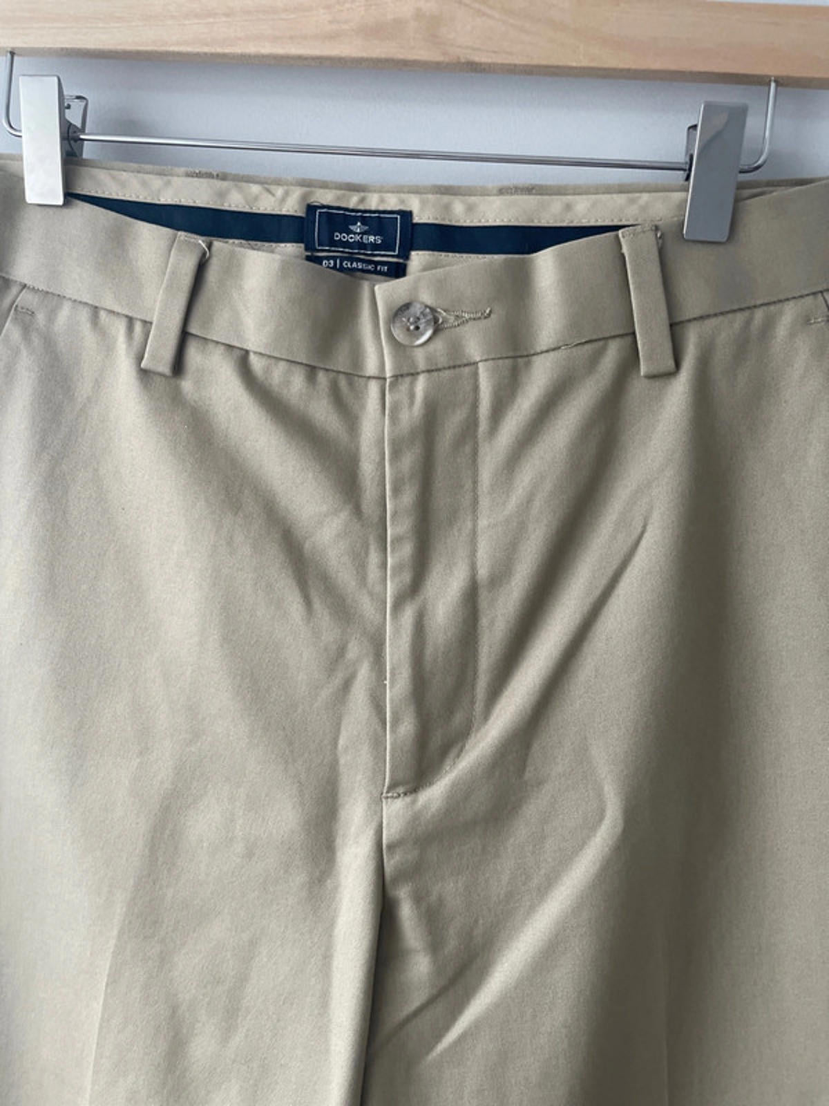 Men’s Dockers Classic Chino Trousers - W30/L30 - 1917