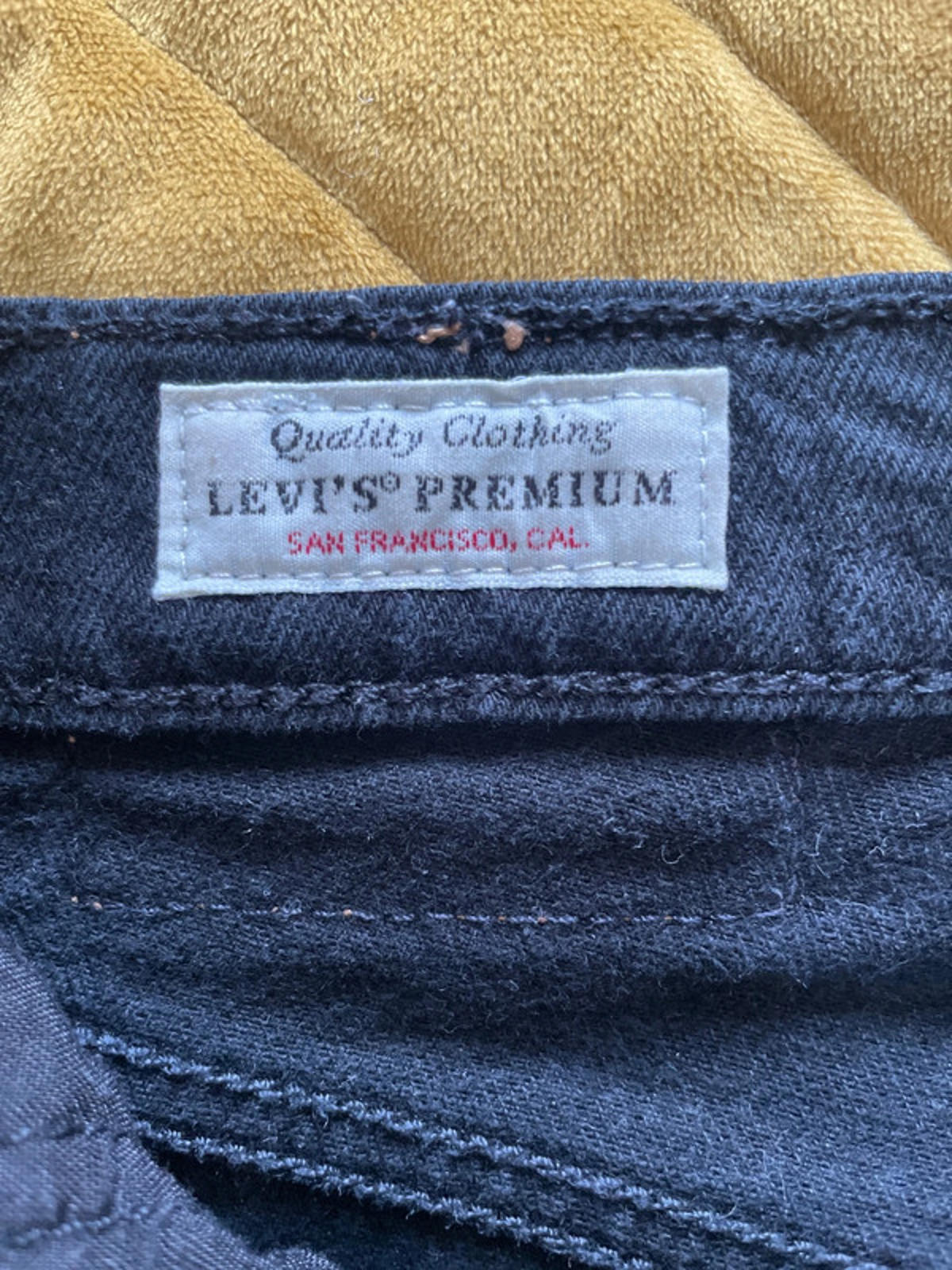Women’s Levi’s Ribcage Straight High Waisted Fit Jeans In Black - W23/L27 -1842