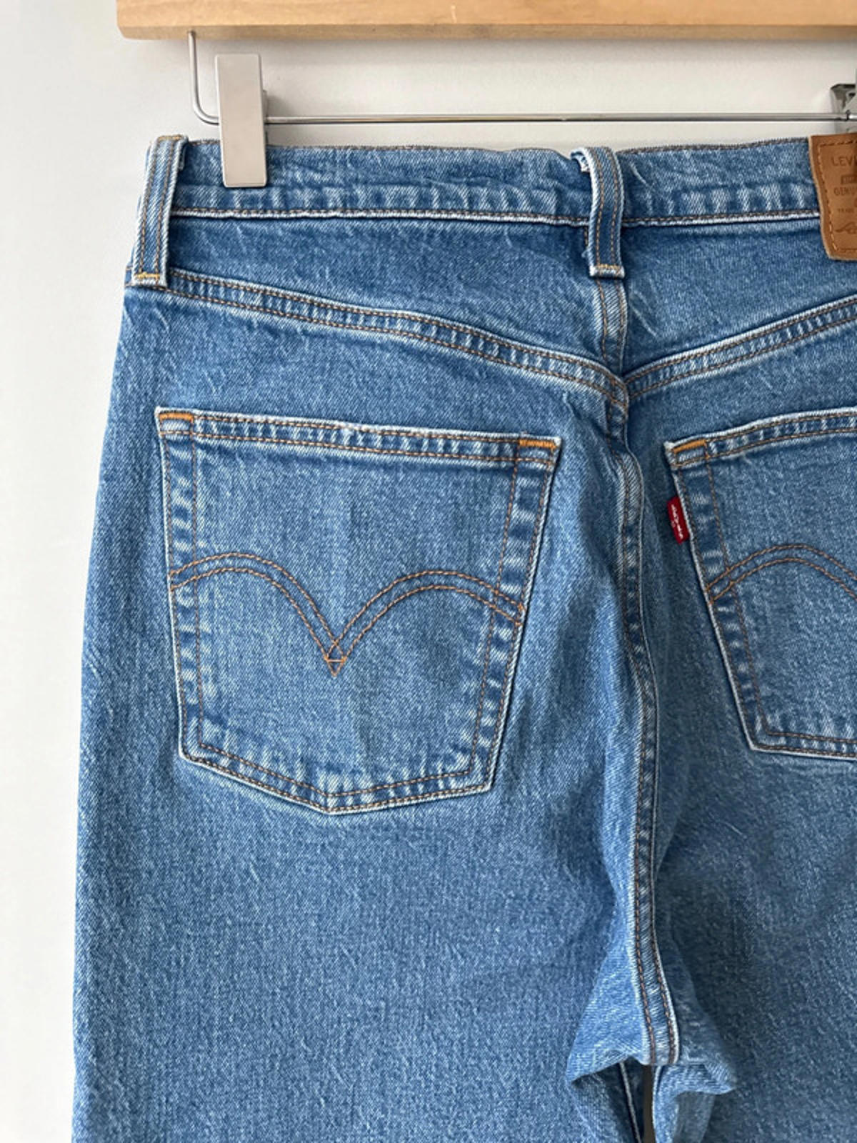 Women’s Levi’s Ribcage Straight High Waisted Fit Jeans - W28/L27 - 1956
