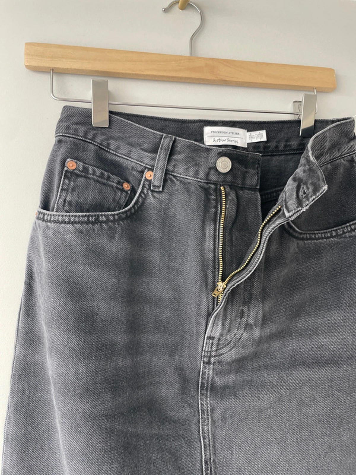 Women’s & Other Stories Long Denim Skirt In Black with Back Split - UK 6 - 1812