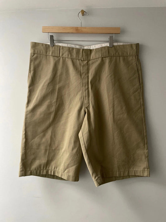 Men’s Dickies Relaxed Fit Classic Chino Shorts - W42 - 1251