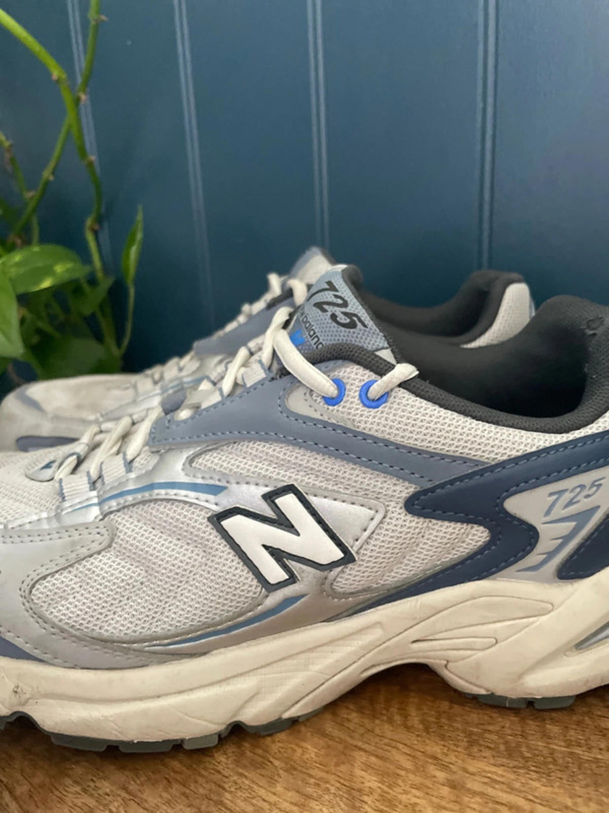 Men’s New Balance 725 Chunky sole Trainers In Grey/Blue - UK9.5 - 2131
