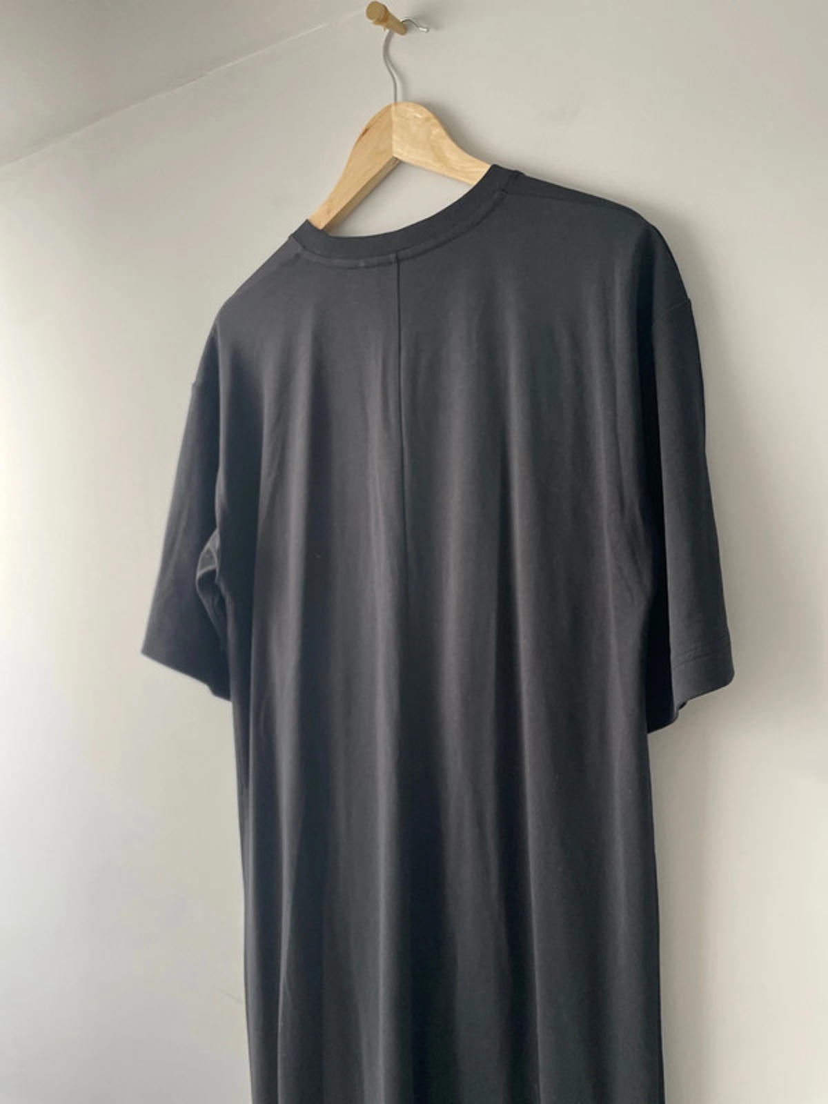 Women’s Arket Black Short Sleeve Dress With Two Front Pleat Details - Small - 2004