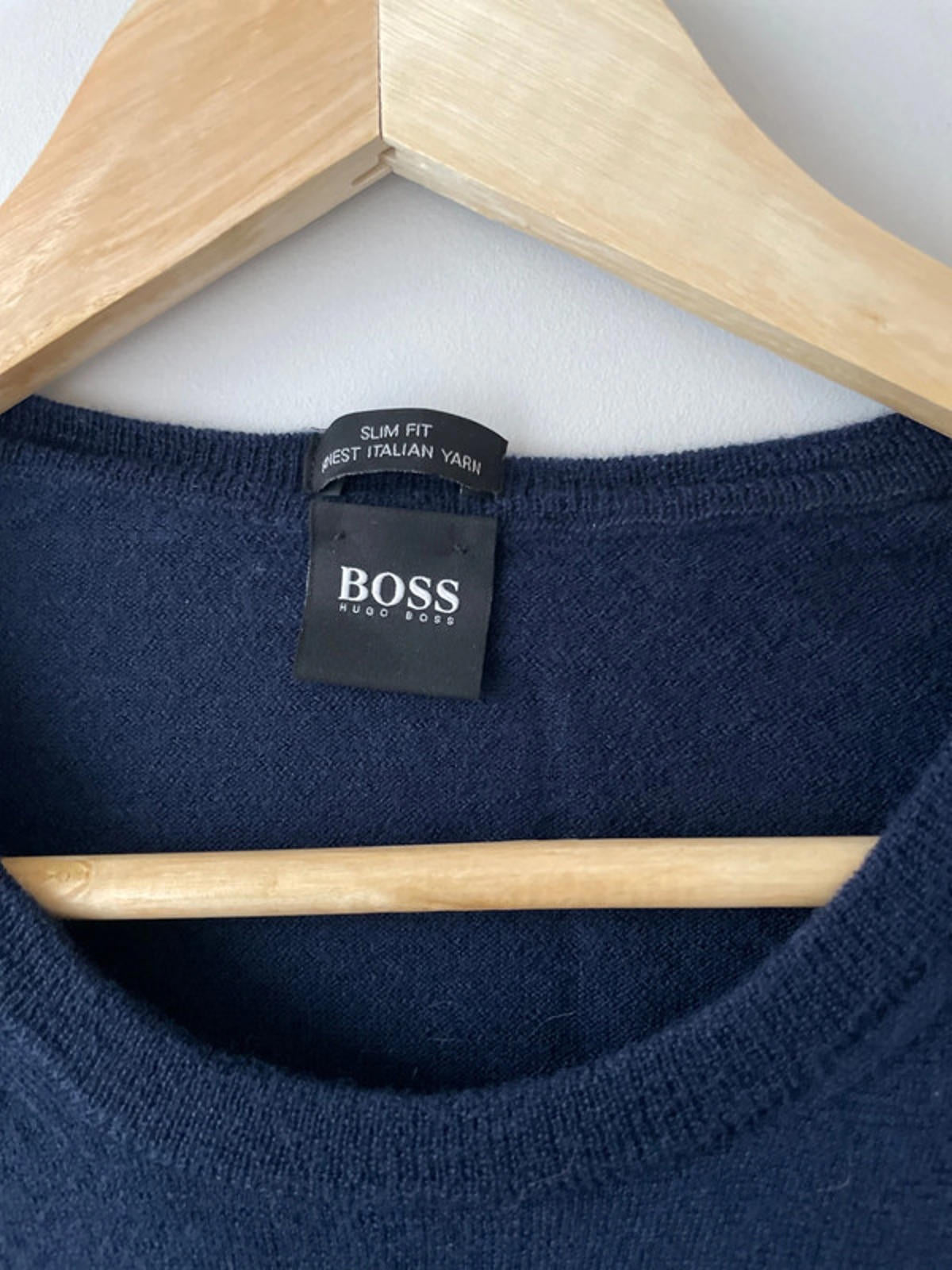 Men’s Hugo Boss 100% Wool Crew Neck Slim Fit Jumper - Large - 2010