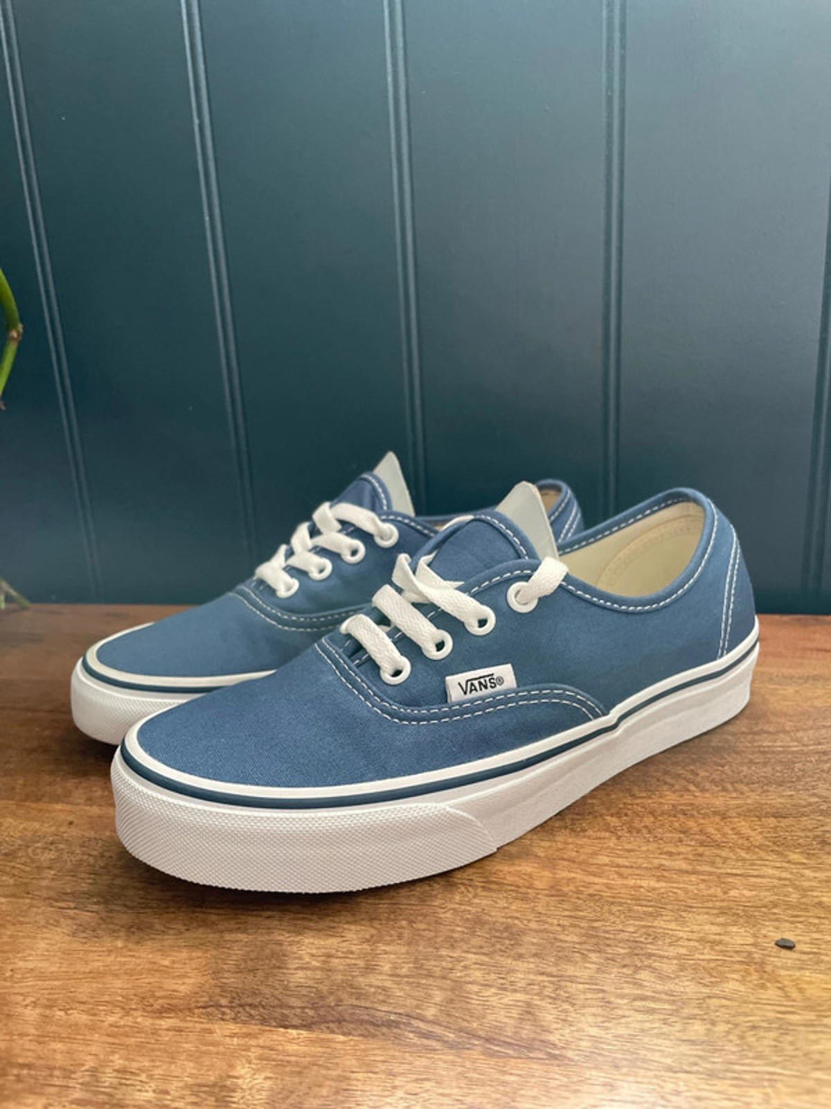 Women’s Vans Authentic Trainers In Blue - UK 4.5 - 1615