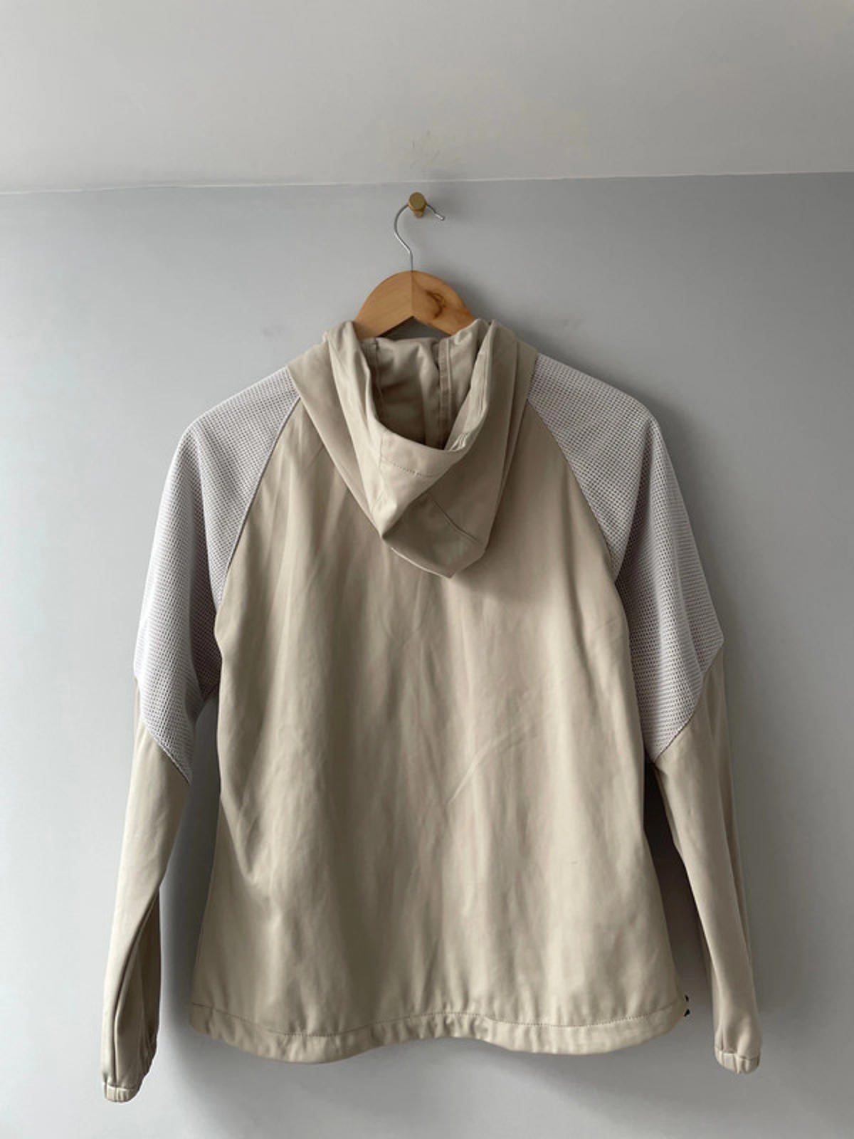 Men’s New Balance Premium Hooded Jacket - Small -2013