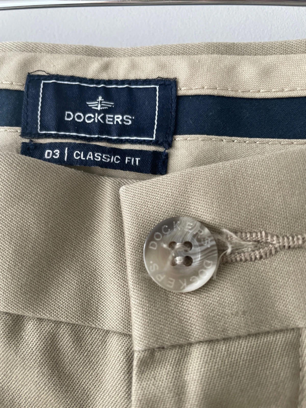 Men’s Dockers Classic Chino Trousers - W30/L30 - 1917