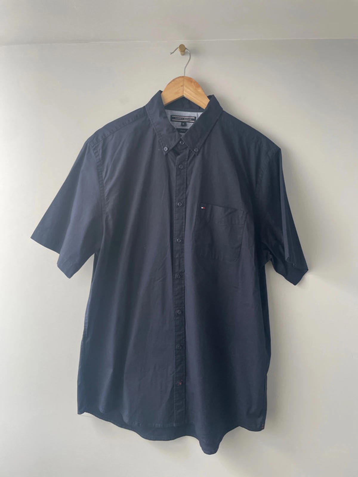 Men’s Tommy Hilfiger Premium Short Sleeve Shirt With Stretch - XLarge - 1501