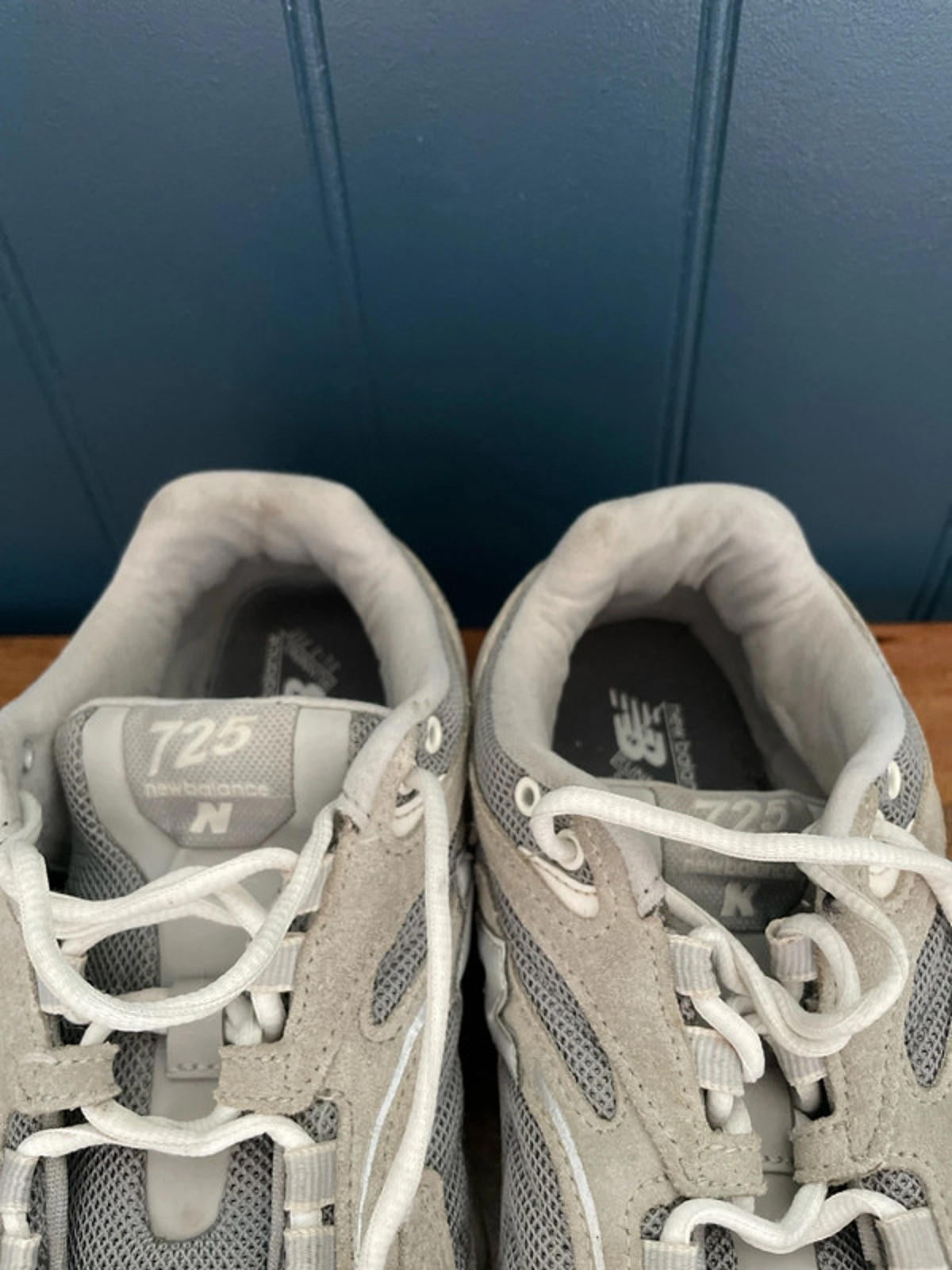 Men’s New Balance 725 Trainers With Chunky Sole - UK 8 - 1000