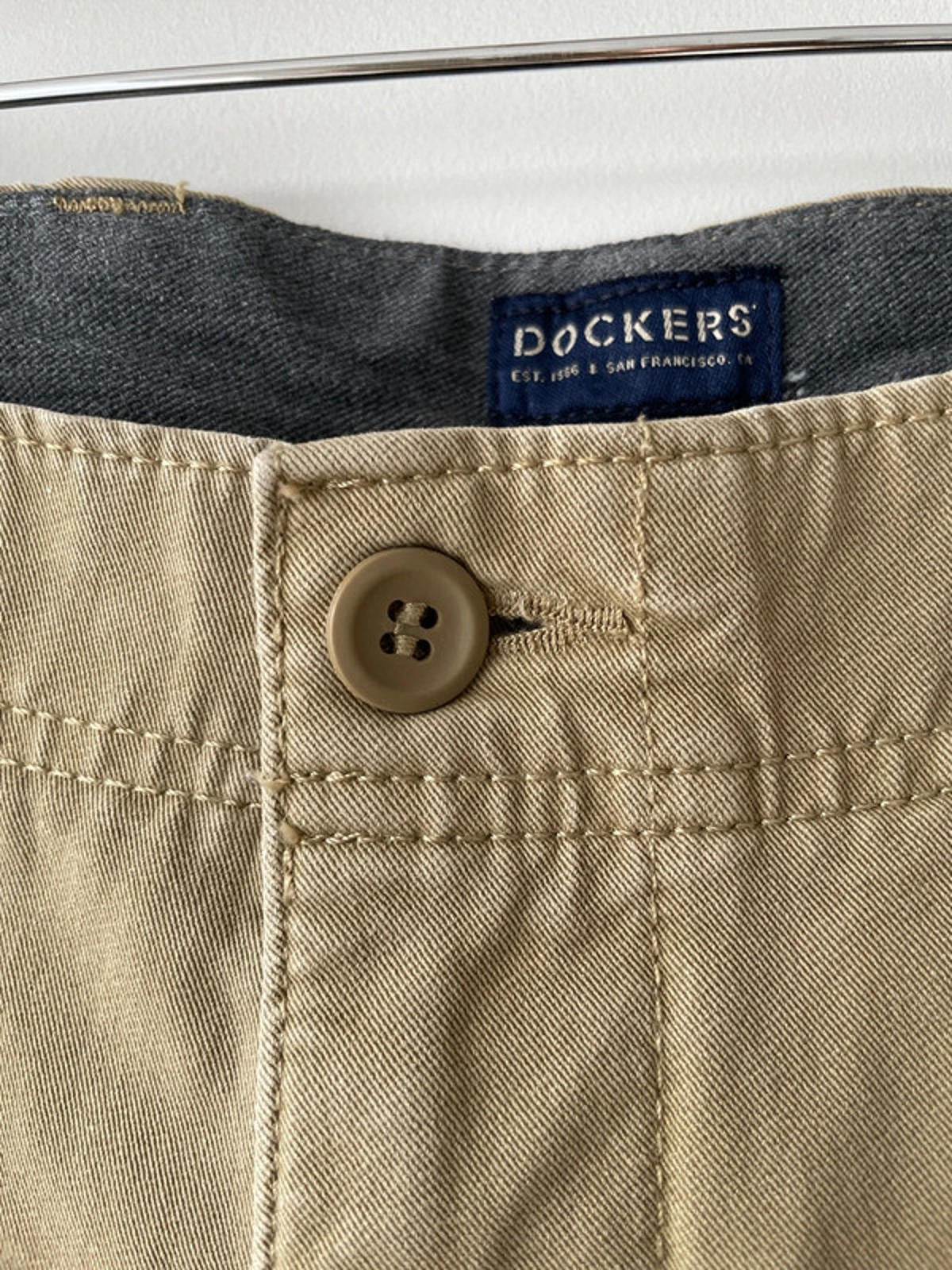 Men’s Dockers Premium Slim Tapered Fit Chino Trousers - W34/L32 - 1716