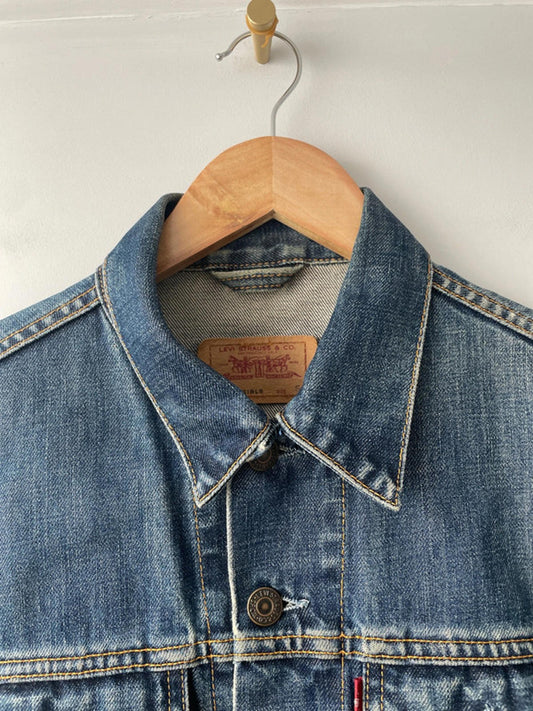 Women’s Levi’s Premium Denim Trucker jacket With Wash Effect - UK4 - 2143