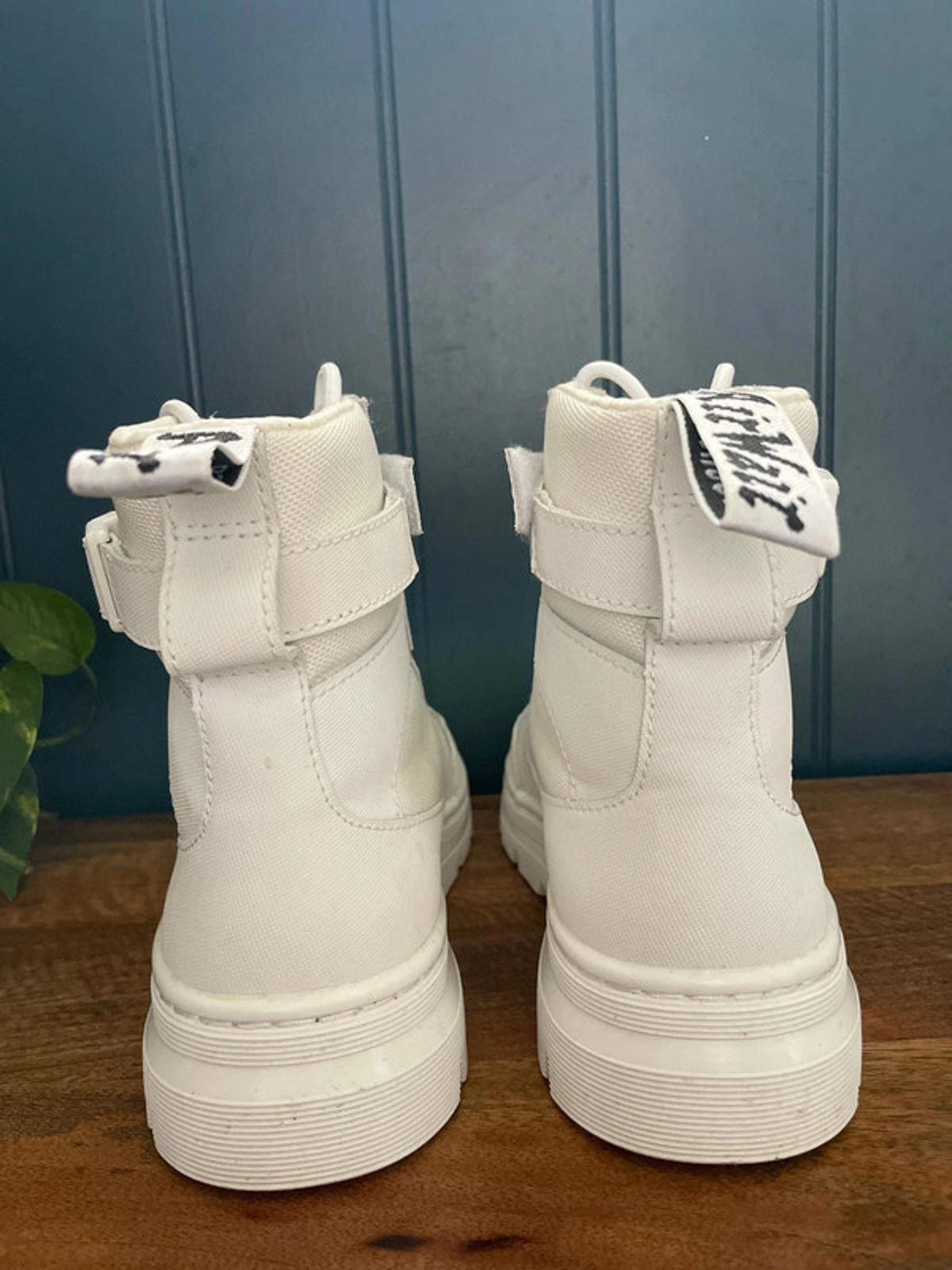 Women’s Dr Martens Combs Tech Boots In Off White - UK 6 - 2367