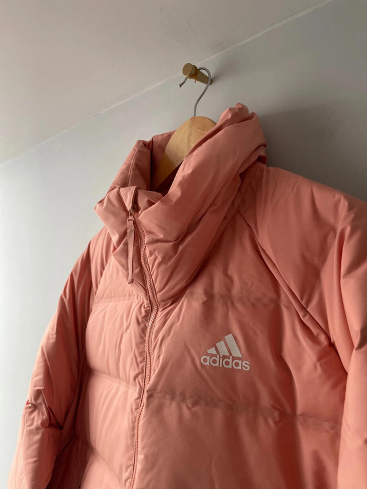 Women’s Adidas Helionic Oversized RLX Down Puffer Jacket In Coral - Uk12 - 2342