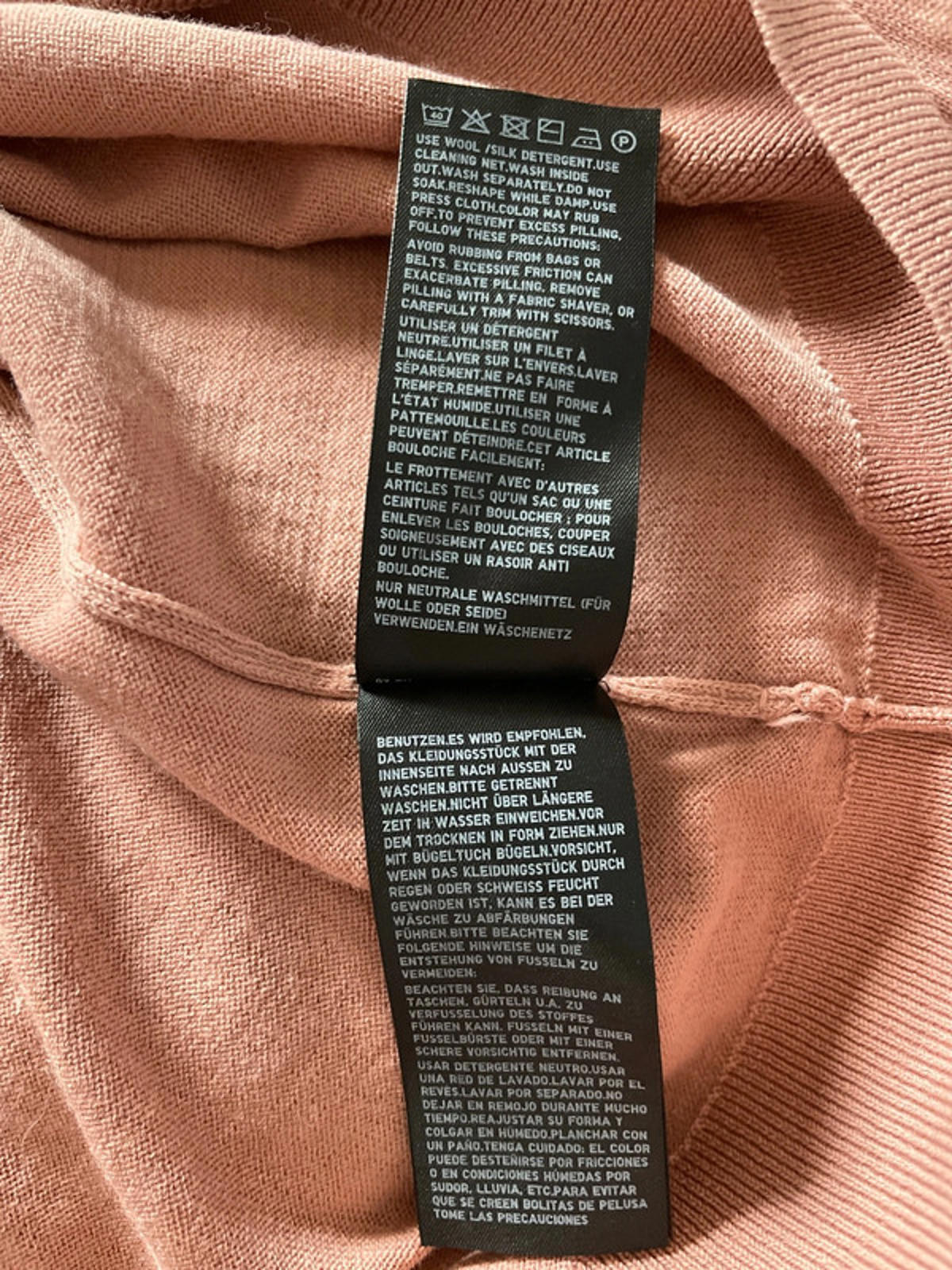 Men’s Uniqlo 100% Wool Crew Neck Long Sleeve Jumper In Pink - XLarge - 2517