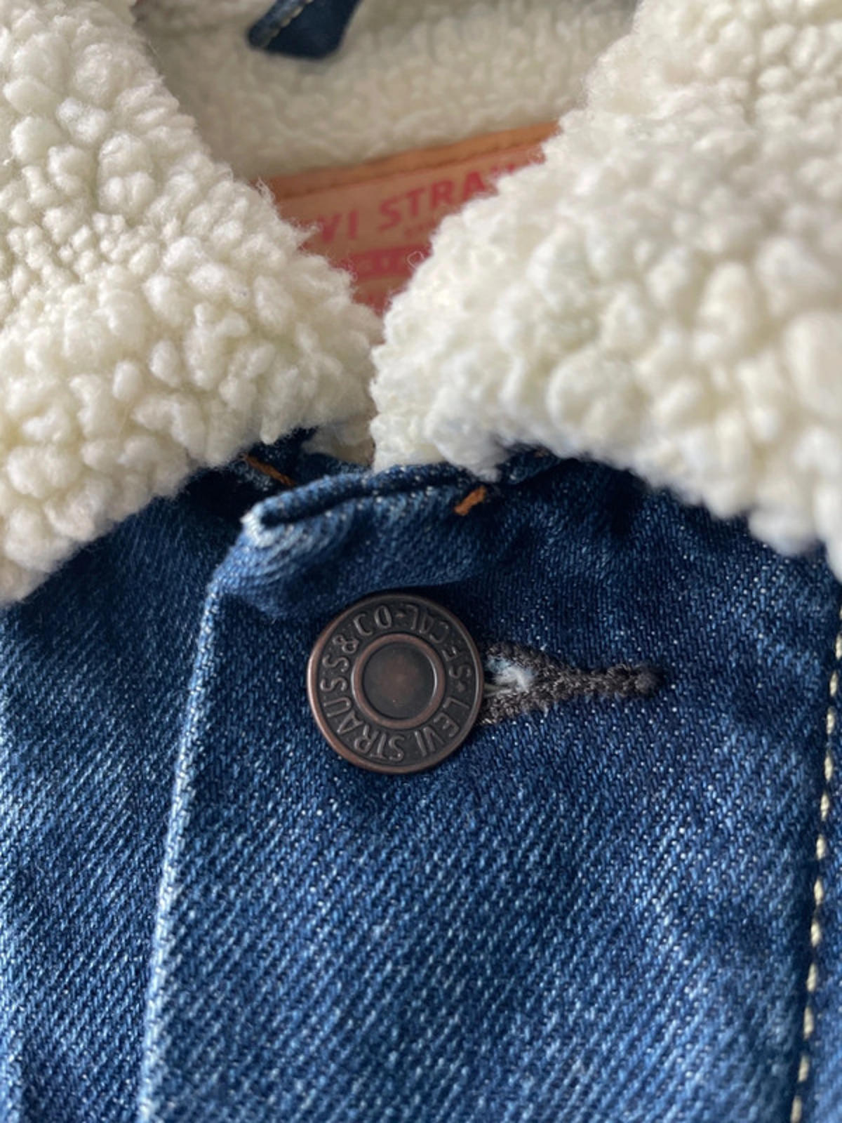 Womens Levi's Denim Trucker Jacket Coat With Borg Lining In Blue - Medium - 2312