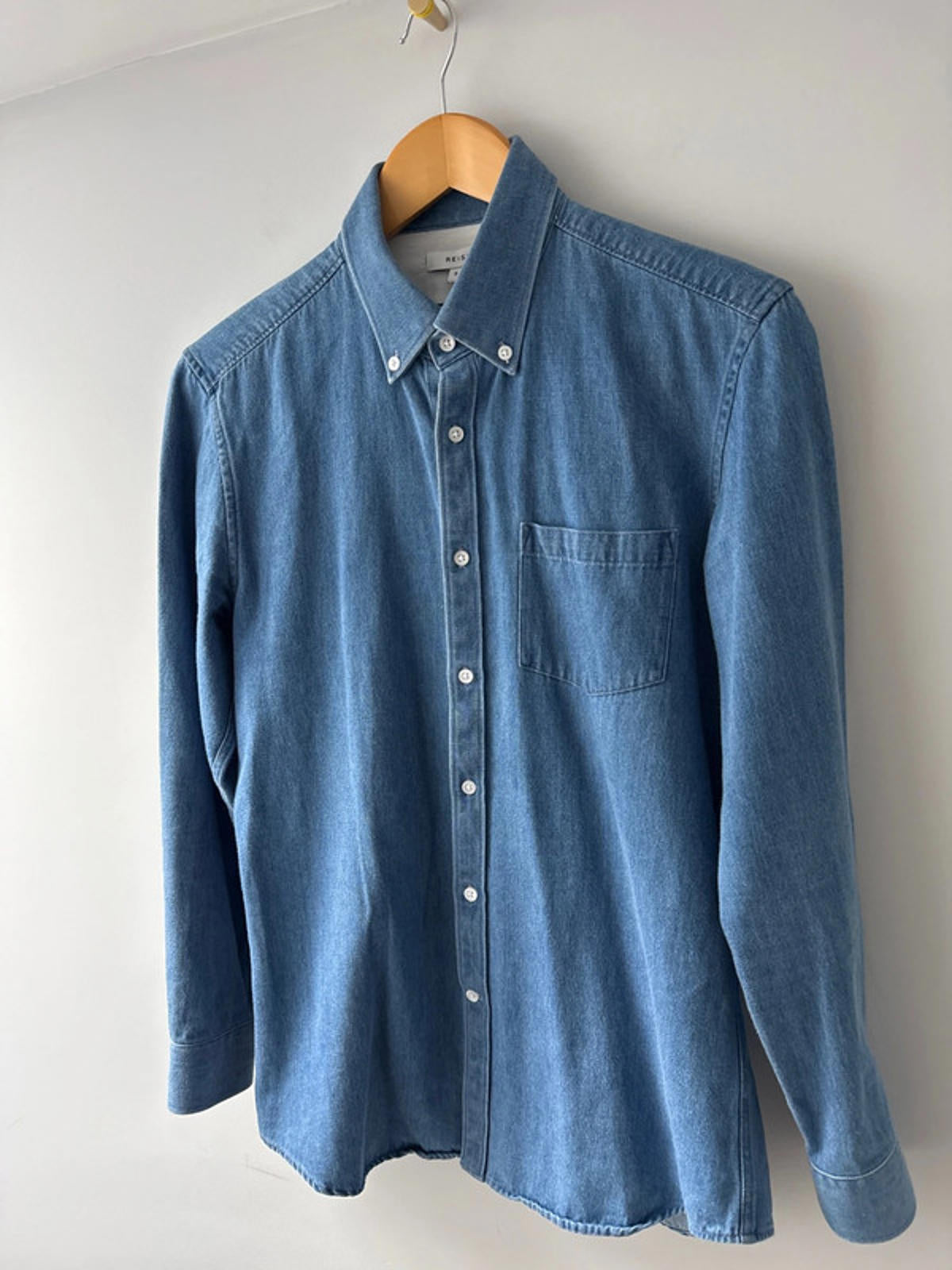 Men’s Reiss Slim Fit Oxford Denim Chambray Shirt - Small - 0329
